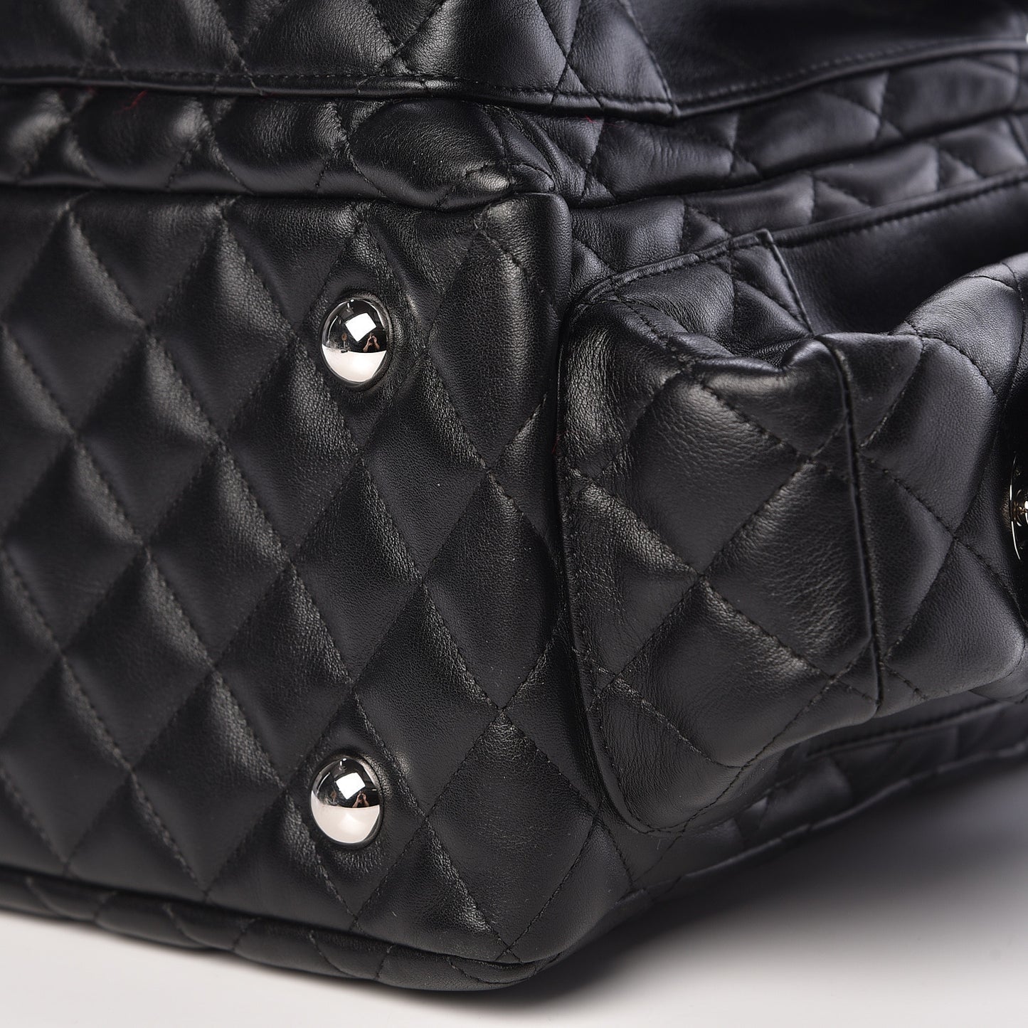 Calfskin Quilted Large Cambon Multipocket Reporter Black White