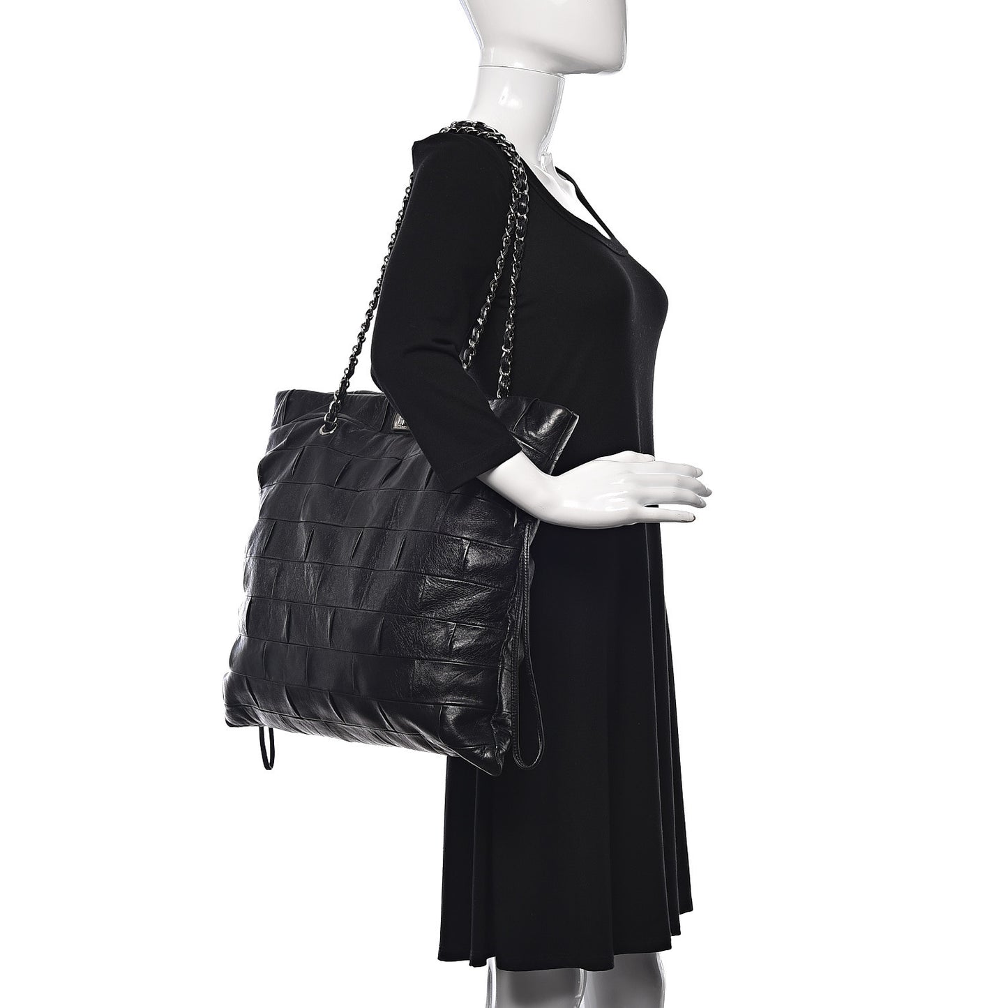 Lambskin Igloo Drawstring Tote Black