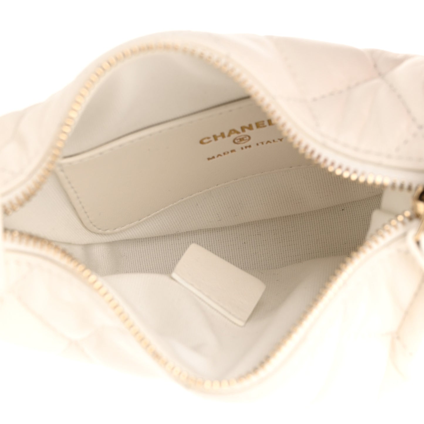 Lambskin Quilted Chain Around Pouch Hobo White