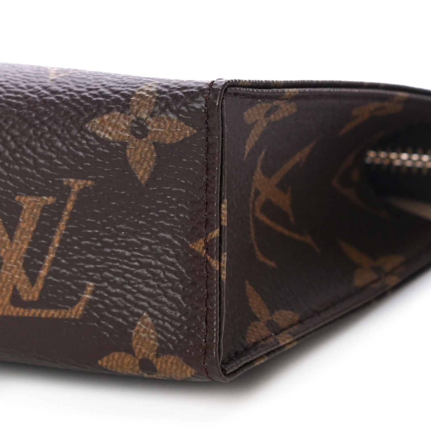 Louis Vuitton Monogram Toiletry Pouch 15 10 of 11