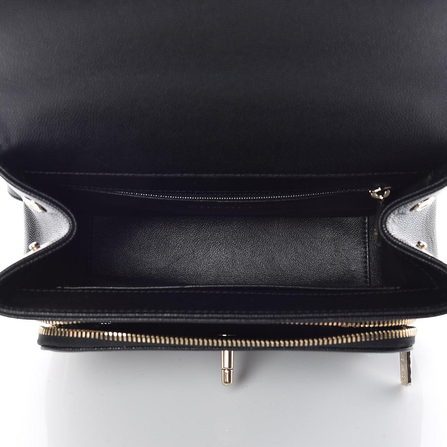 Caviar Quilted Medium Business Affinity Flap Black