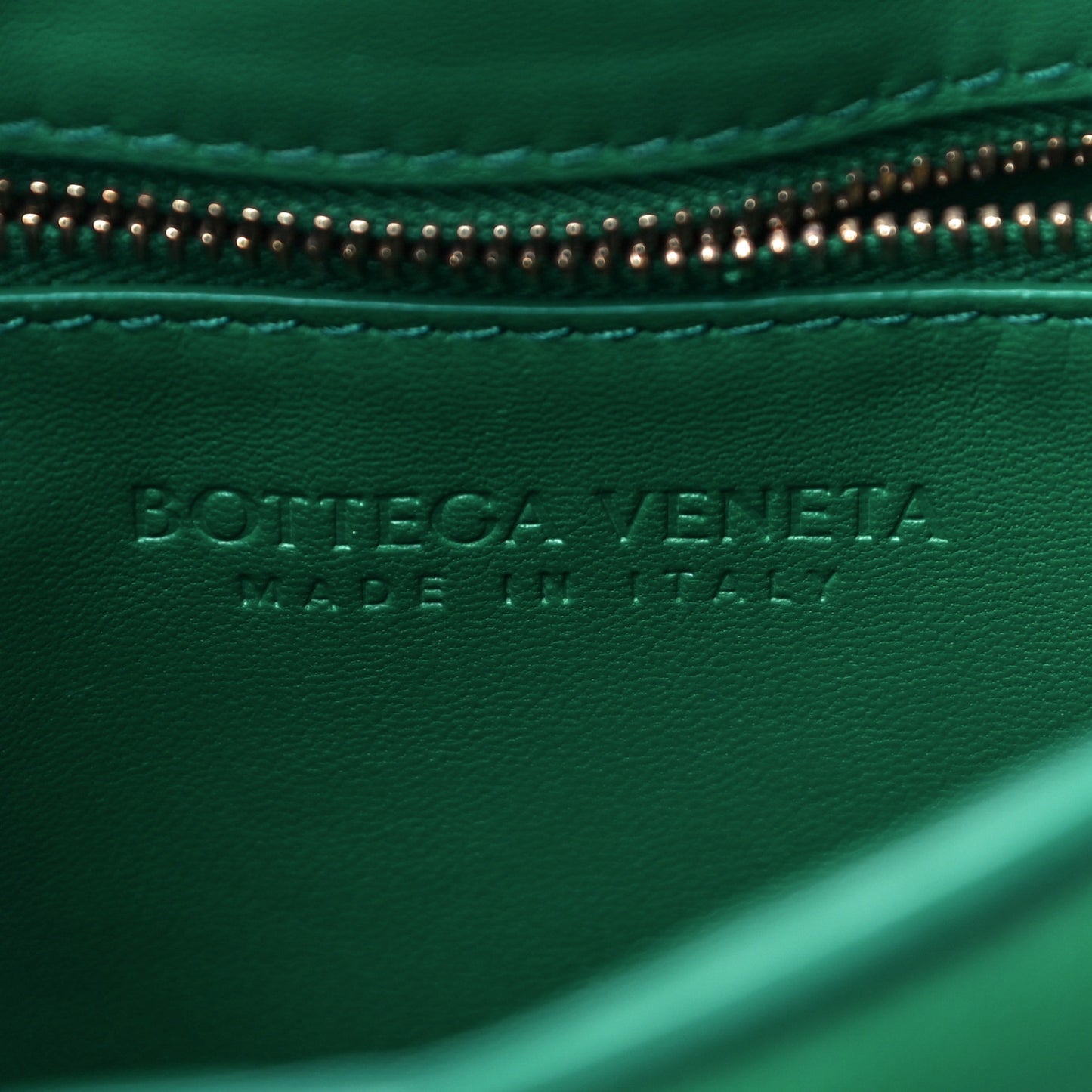 Lambskin Maxi Intreccio Padded Chain Cassette Crossbody Bag Racing Green