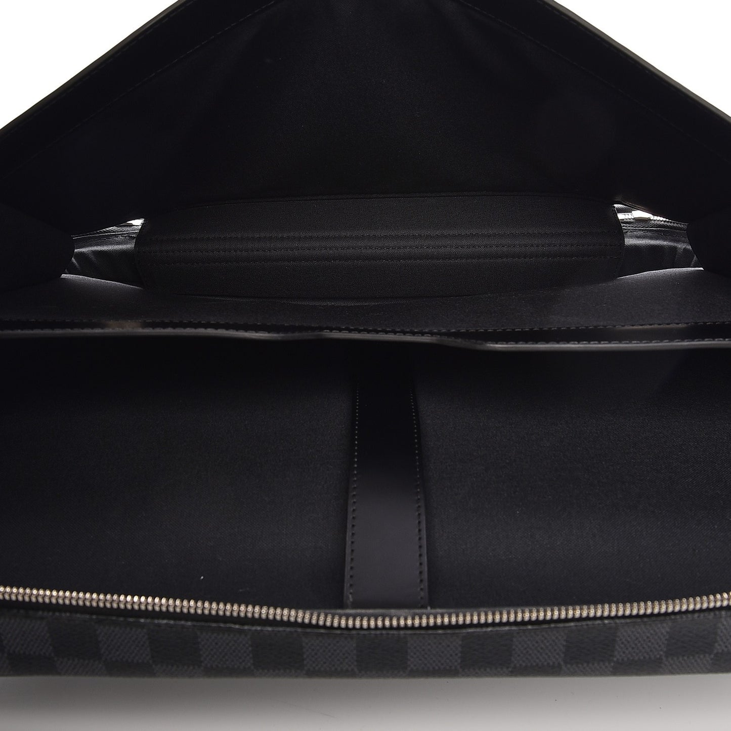 Damier Graphite Pilot Case
