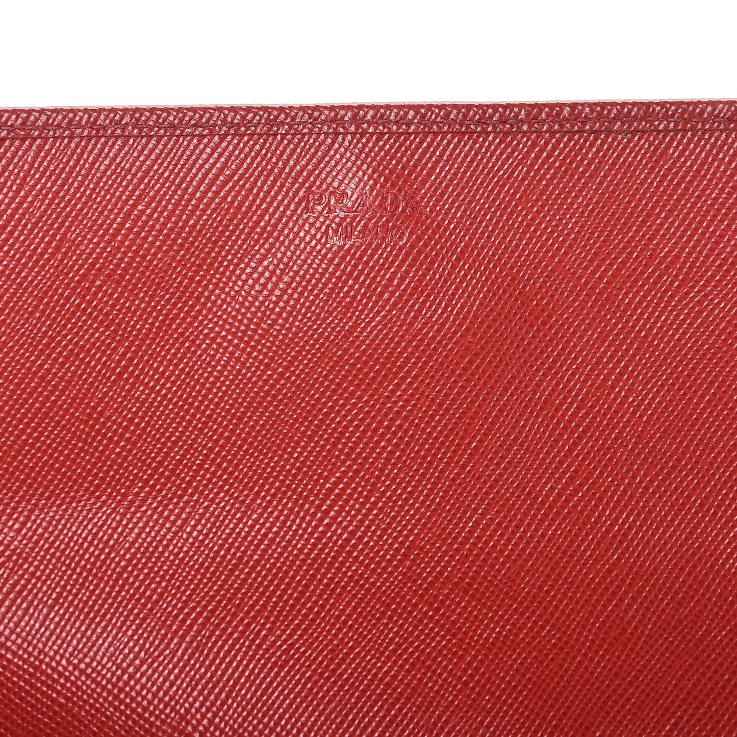Saffiano Metal Oro Chain Wallet Fuoco