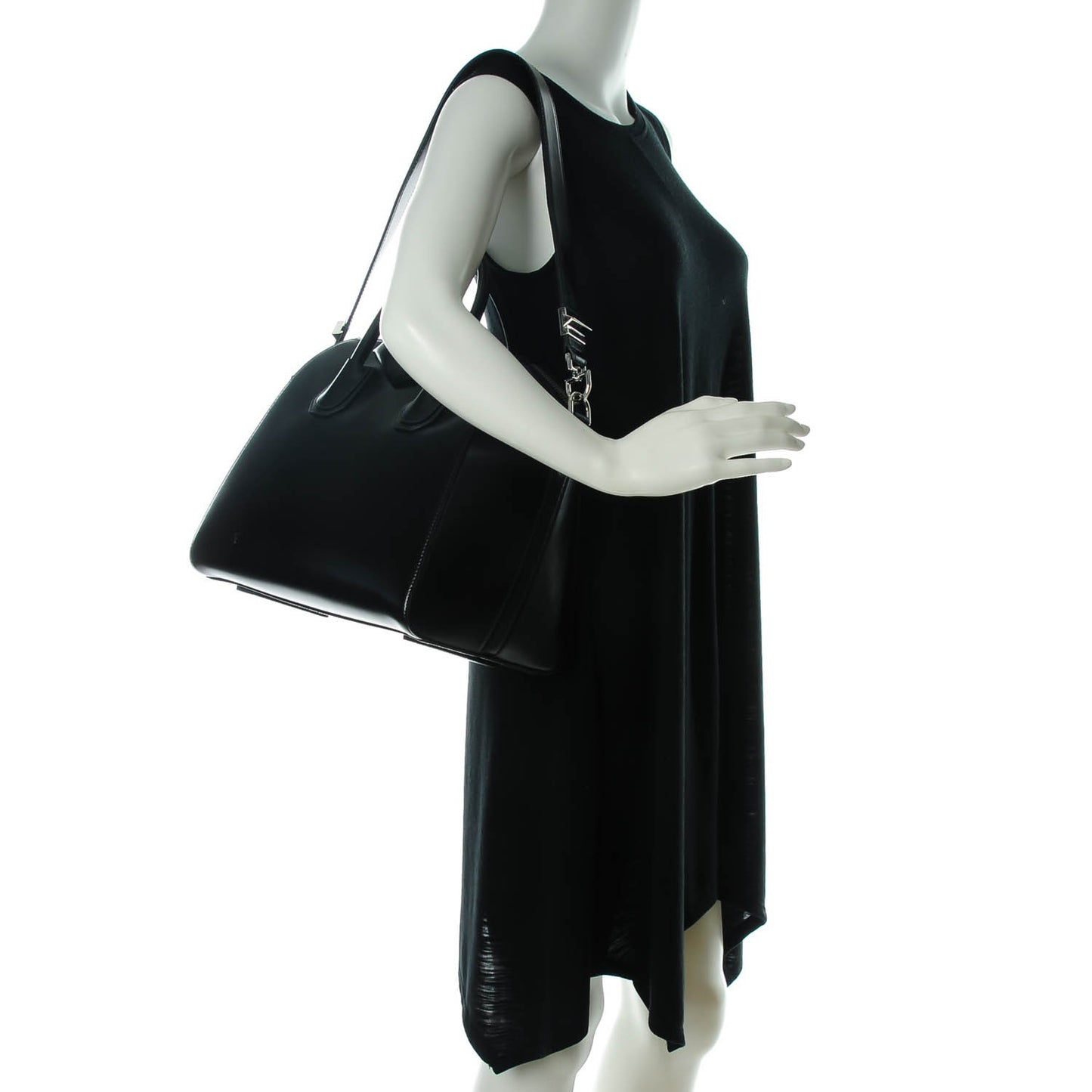 Shiny Lord Calfskin Medium Antigona Black
