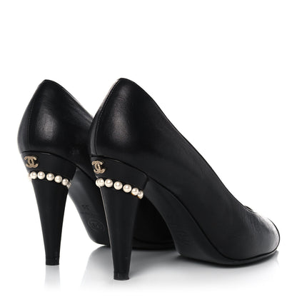 Chanel Lambskin Cap Toe Pearl Pumps 35 Black 4 of 11
