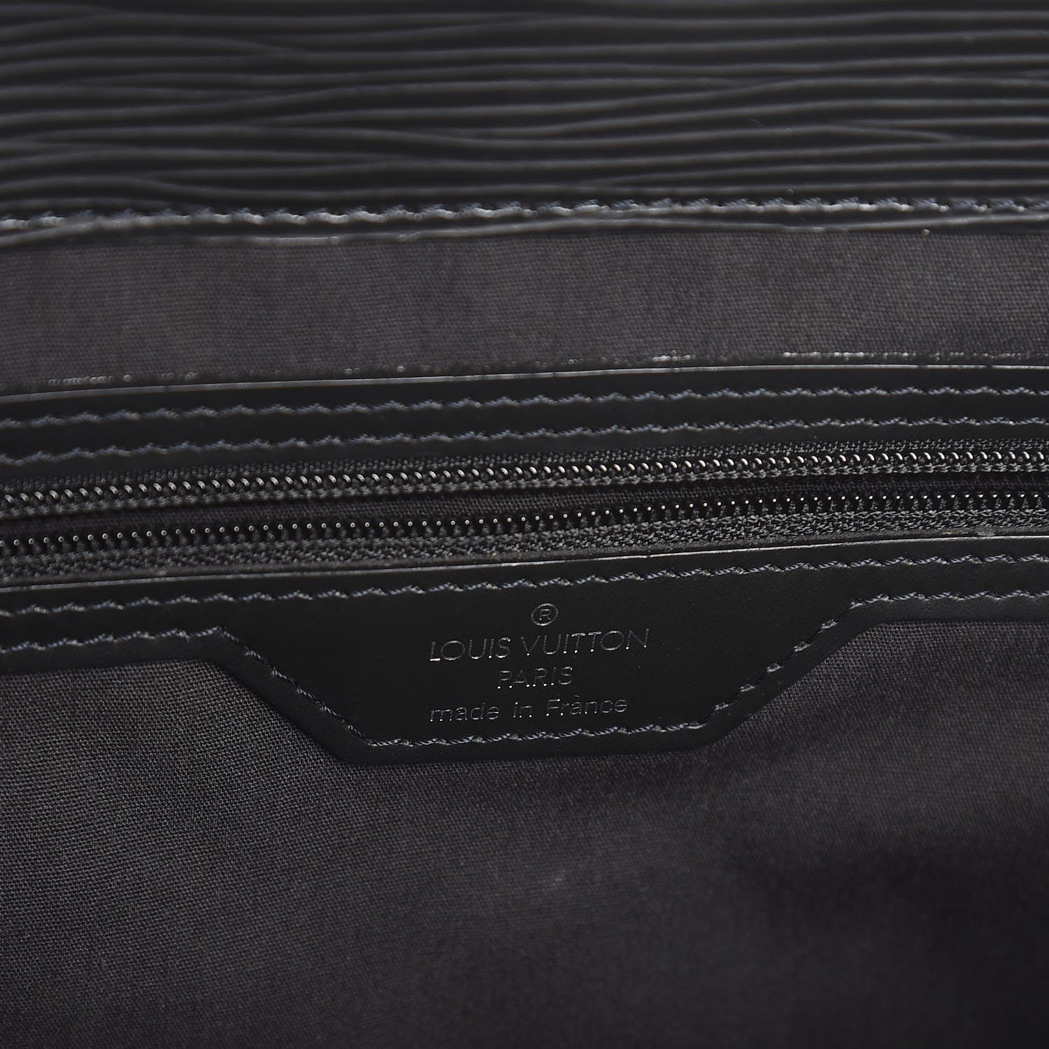 Louis Vuitton Epi Sac Plat GM Black 6 of 6