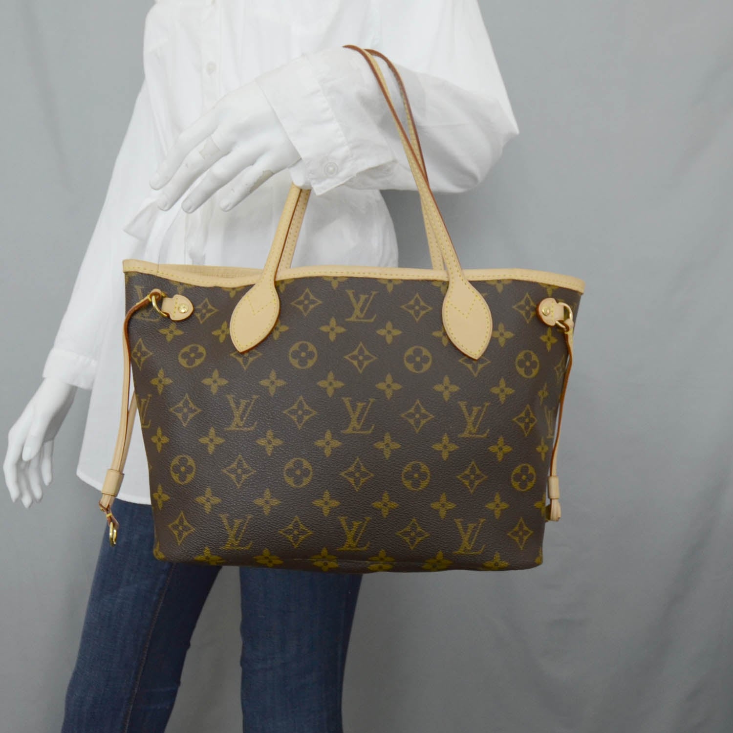 Louis Vuitton Monogram Neverfull PM 2 of 9