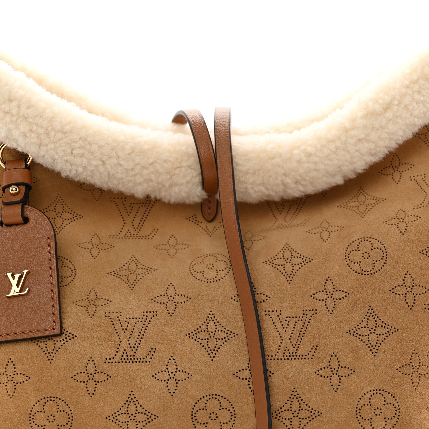 Louis Vuitton Suede Mahina CarryAll PM Beige 9 of 13