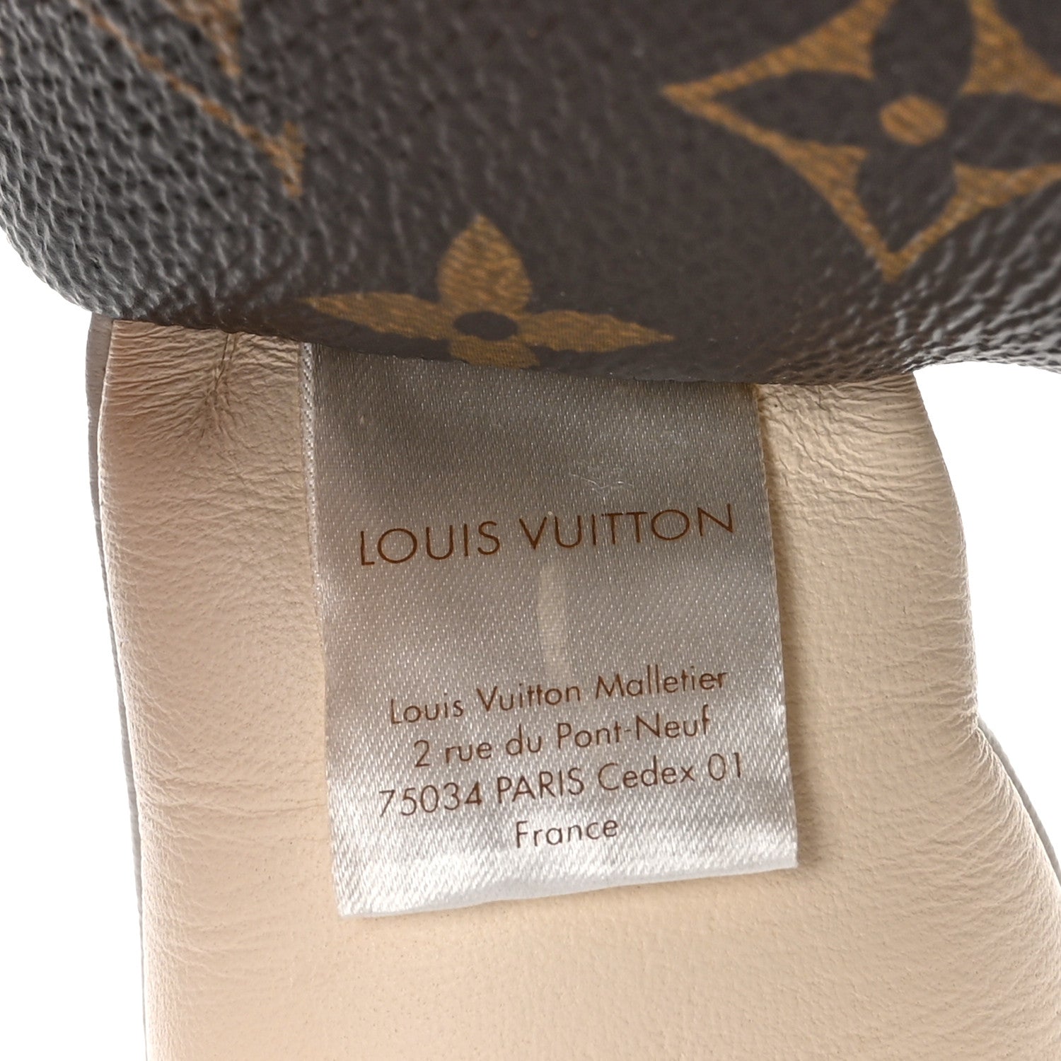 Louis Vuitton Calfskin Monogram Doudou Oscar Dog Beige 8 of 9