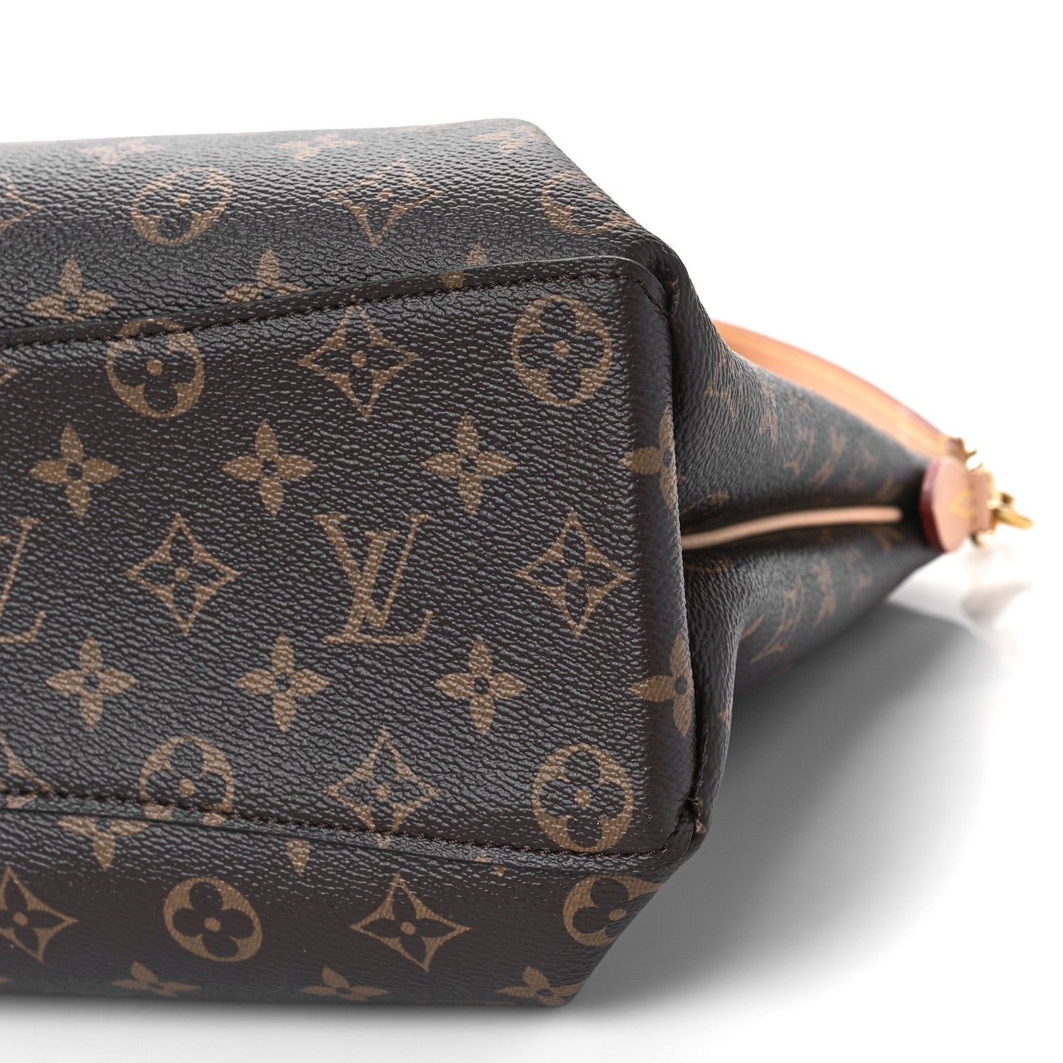 Louis Vuitton Monogram Rivoli MM 8 of 8