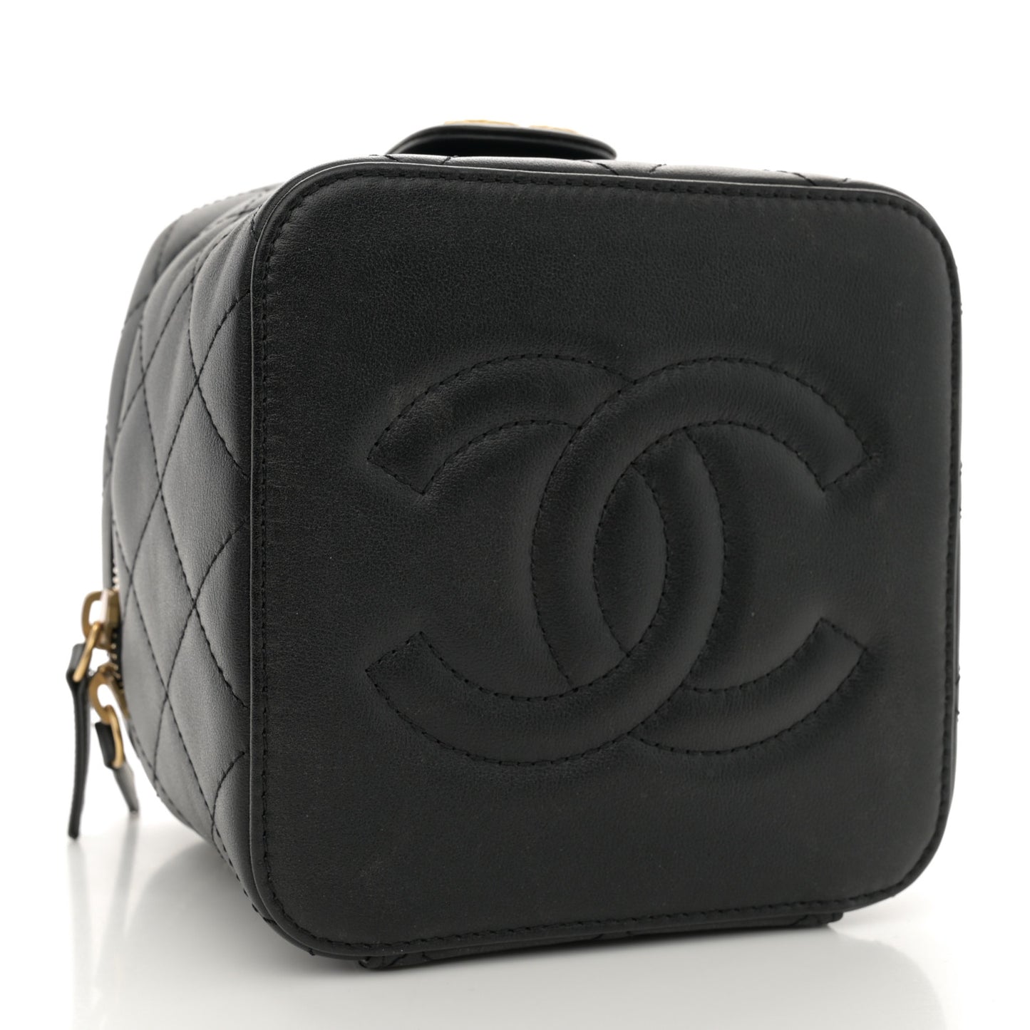Calfskin Quilted Small Vanity Case With Chain Black