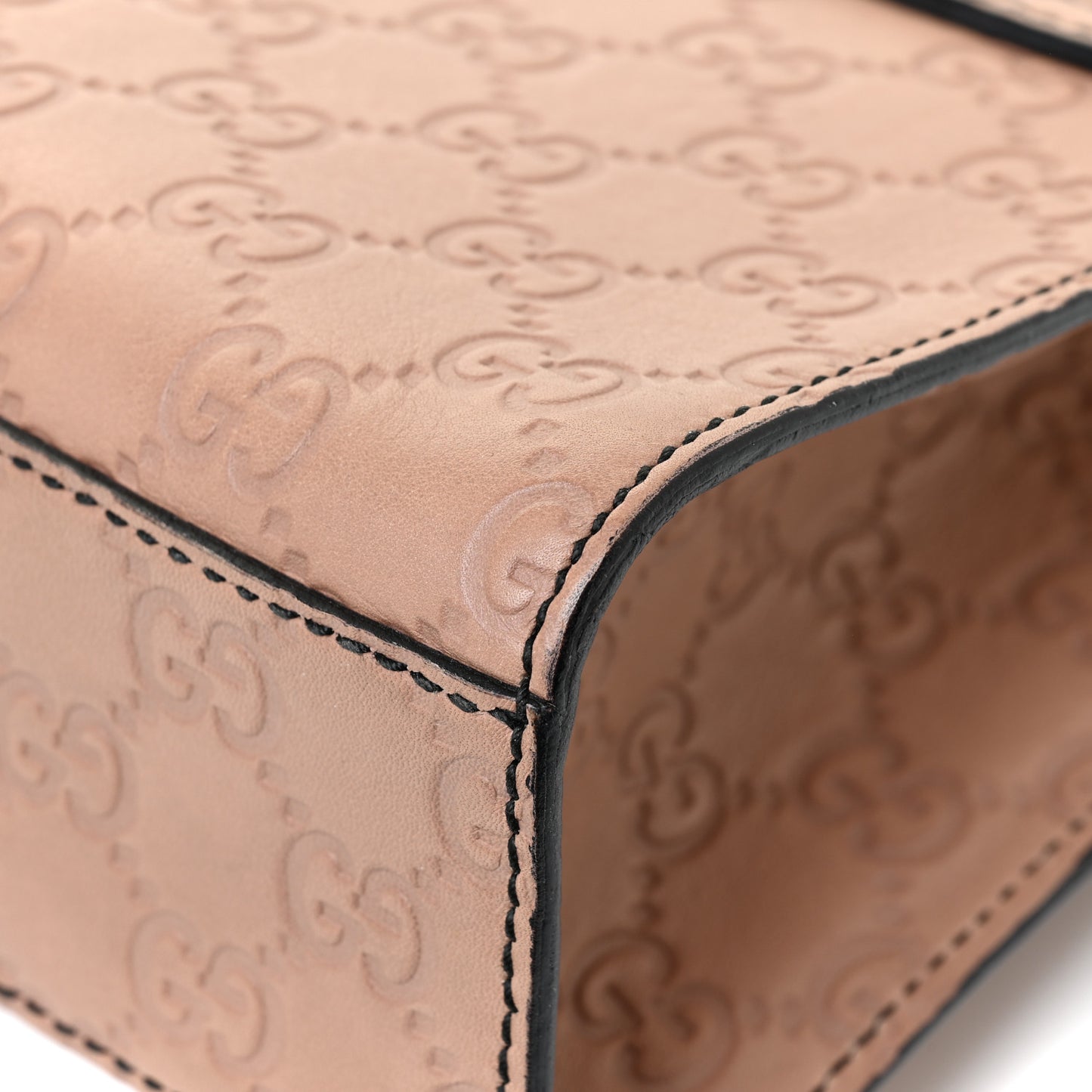 Guccissima Medium Emily Chain Shoulder Bag Camelia