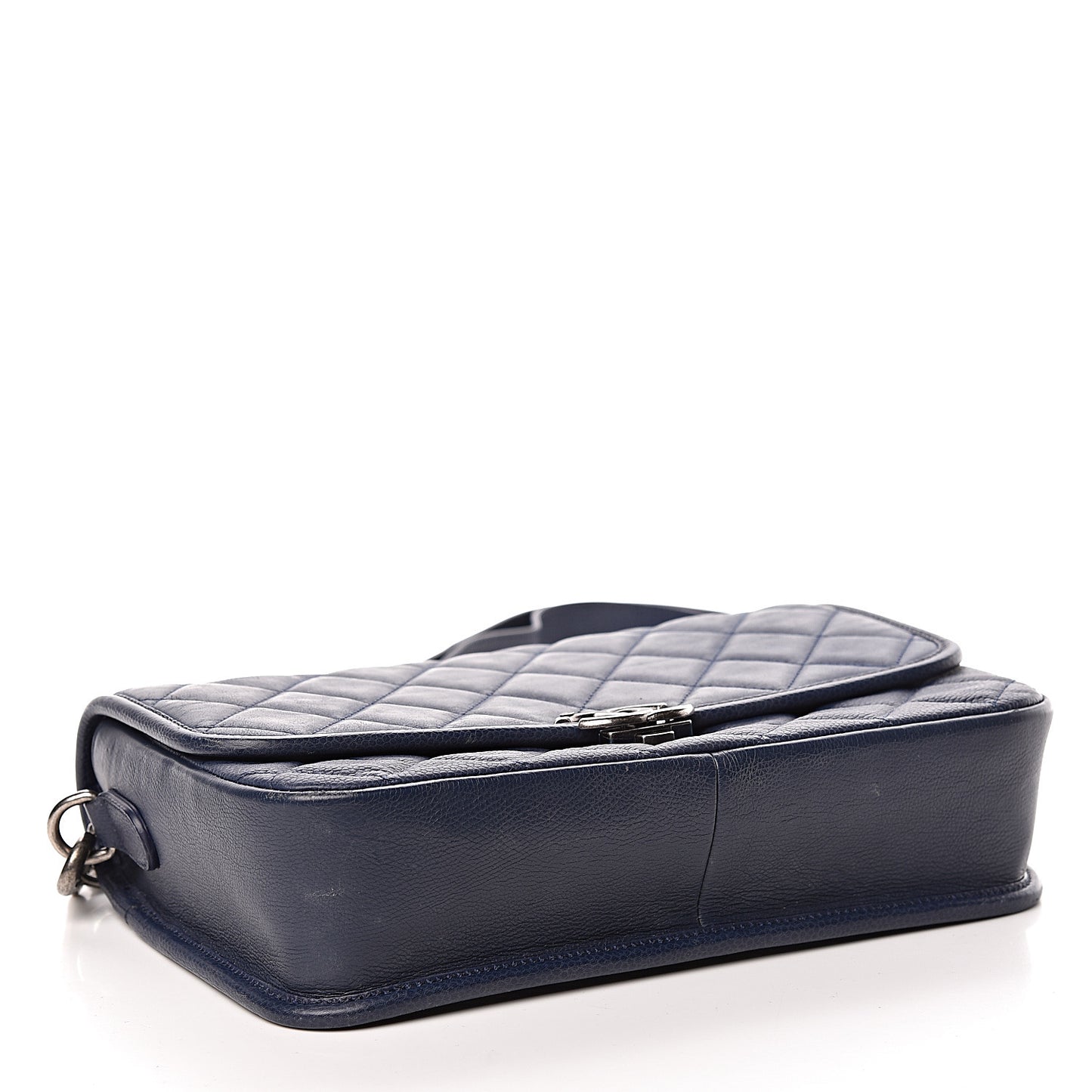Caviar Iridescent Calfskin Quilted Medium Daily Carry Messenger Navy