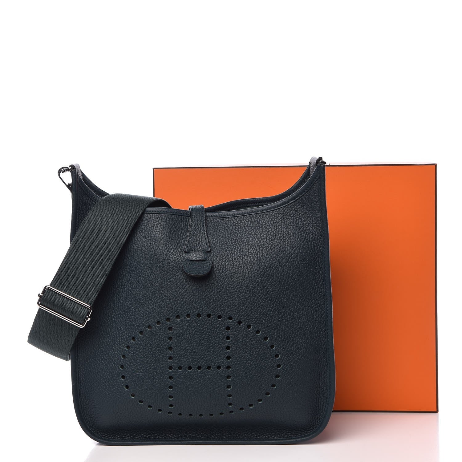 Hermes Taurillon Clemence Evelyne III PM Vert Cypress 8 of 8