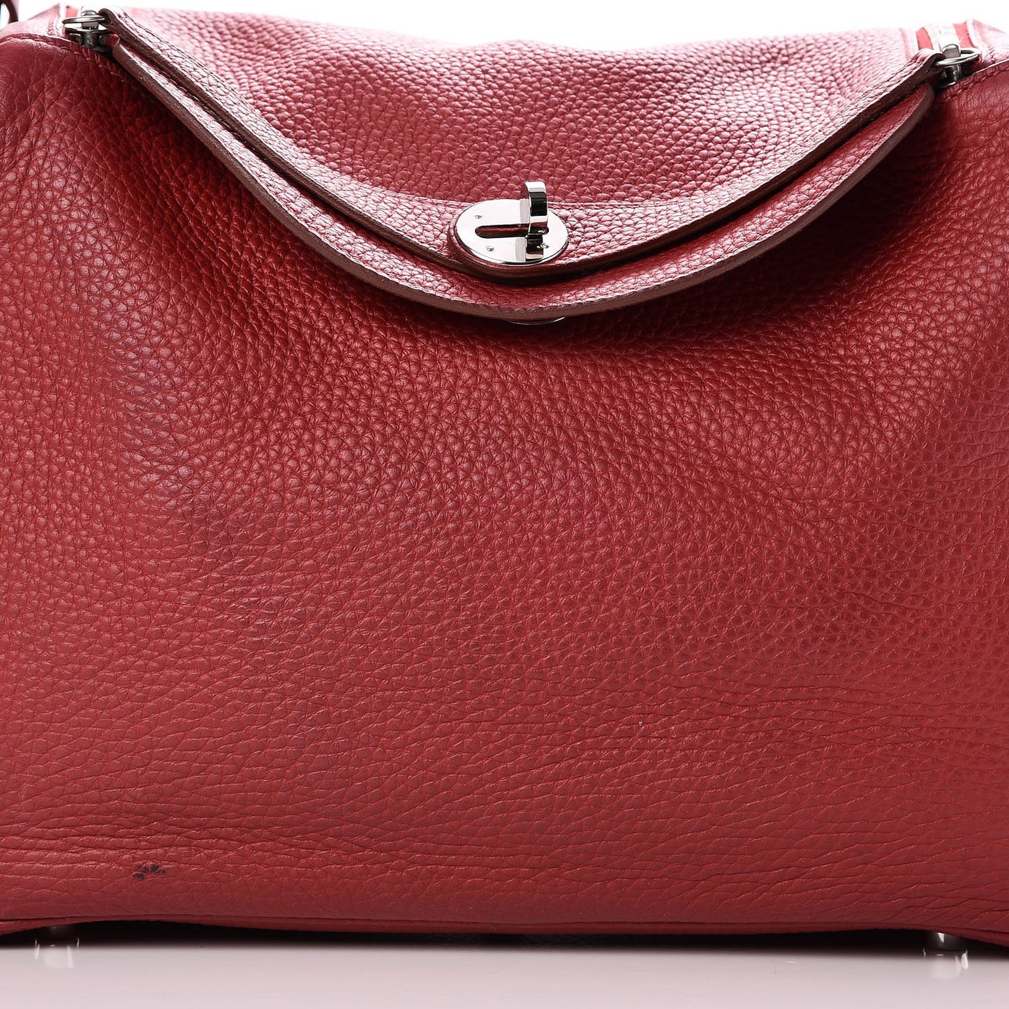 Taurillon Clemence Lindy 30 Rouge Garance