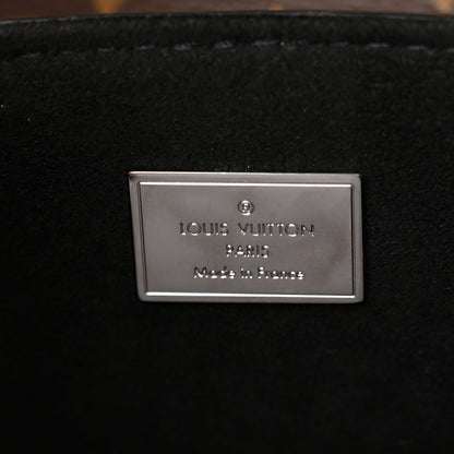 Louis Vuitton Patent Monogram Hot Springs Backpack Black 6 of 11