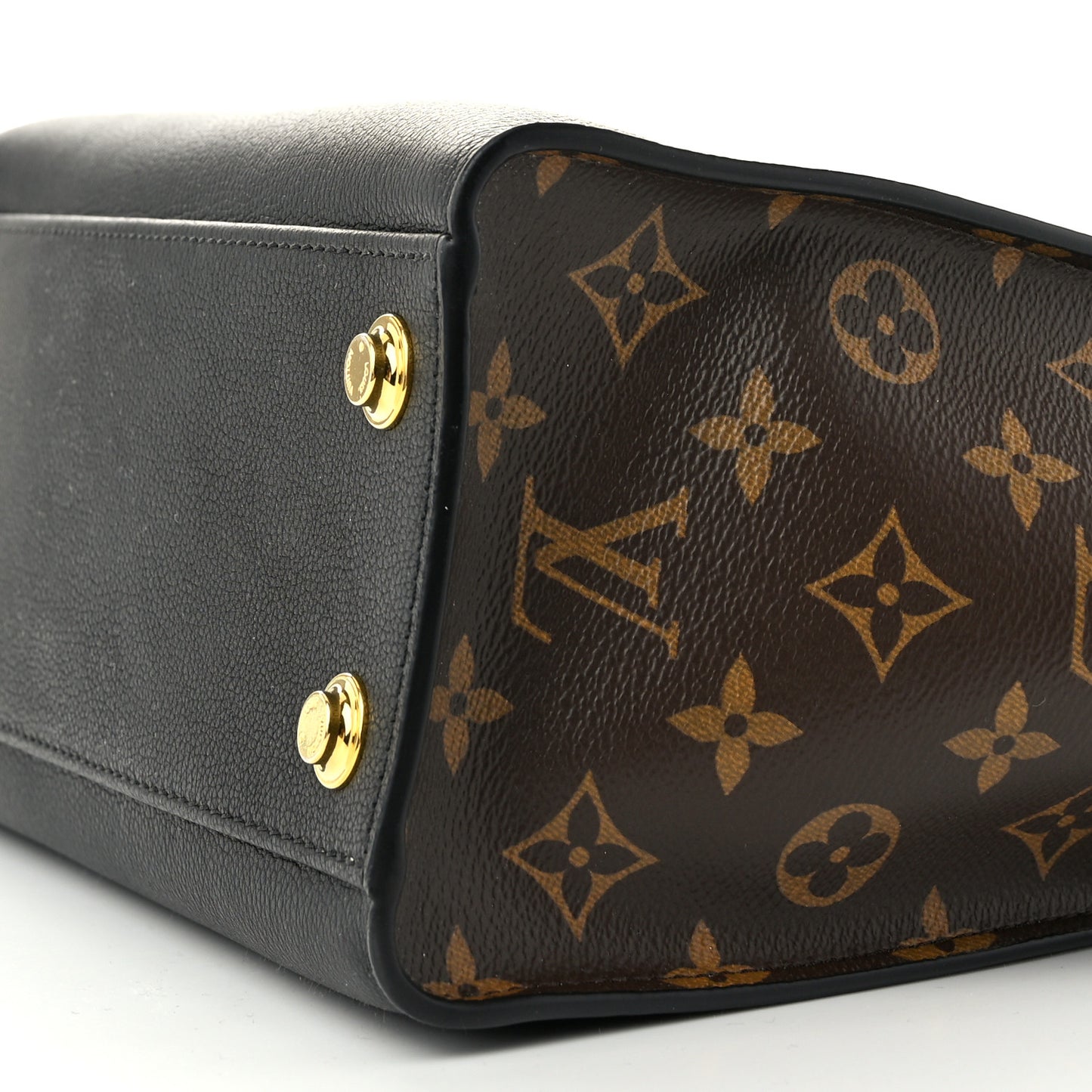 Calfskin Monogram On My Side PM Black