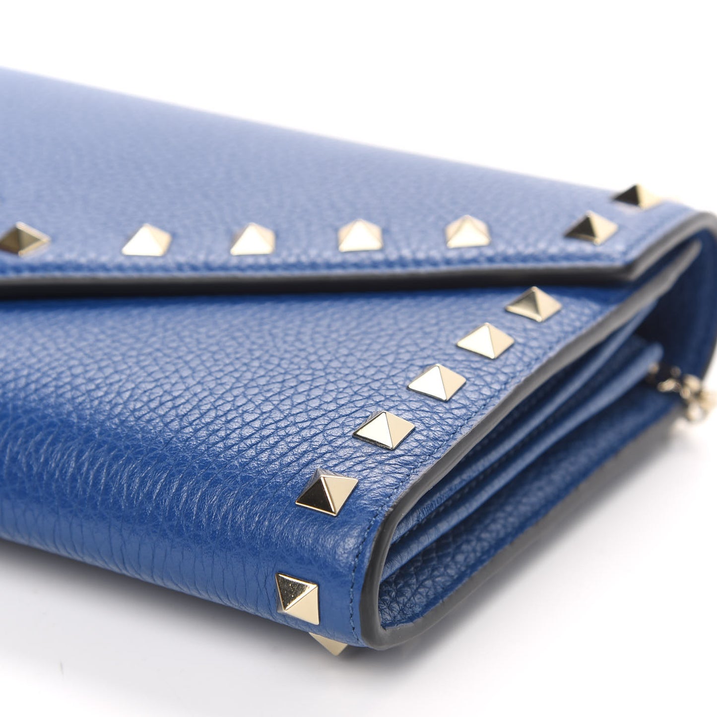 Pebbled Calfskin Rockstud Envelope Wallet On Chain Bag Blu Delft
