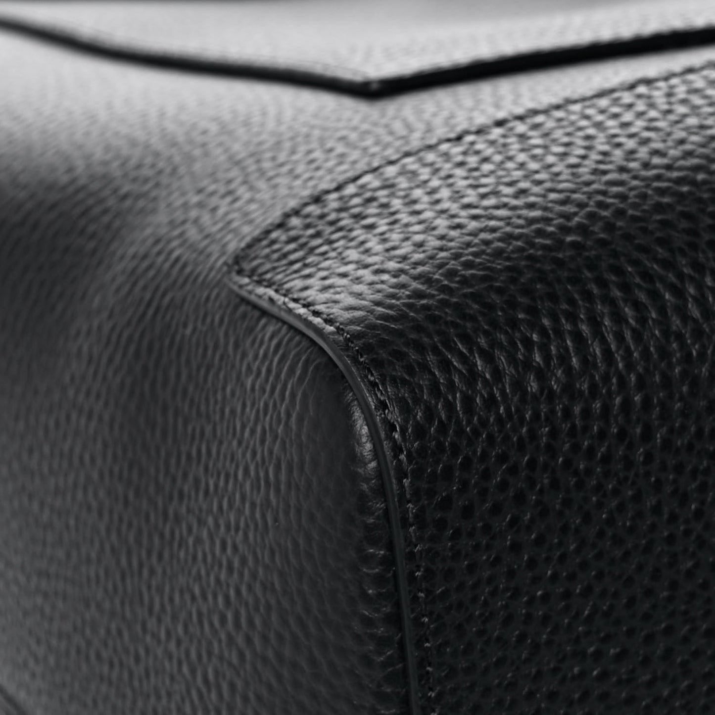 Classic Grain Calfskin Chiltern Backpack Black