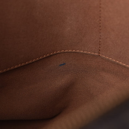 Louis Vuitton Monogram Totally MM 7 of 11