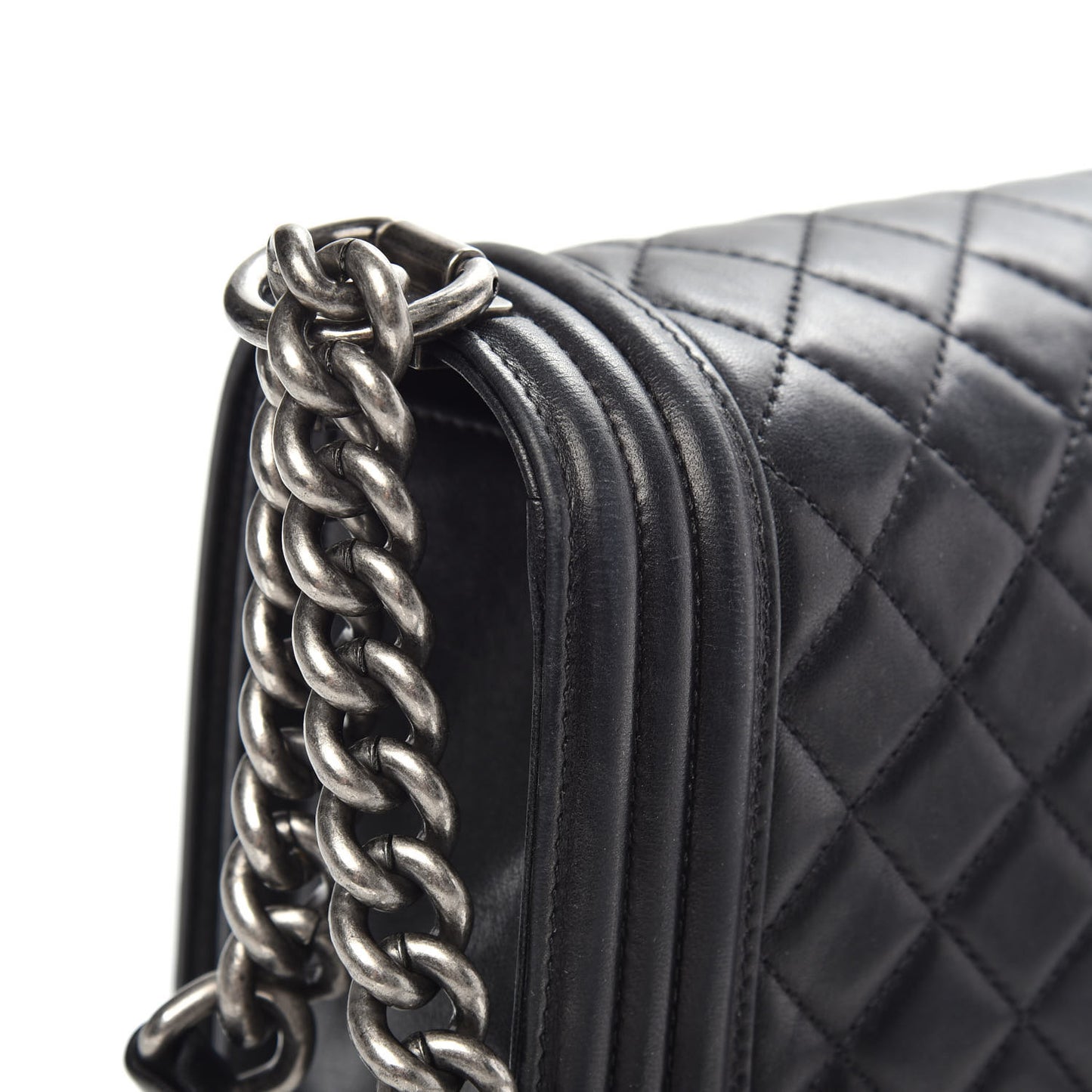 Lambskin Quilted Medium Boy Flap Black