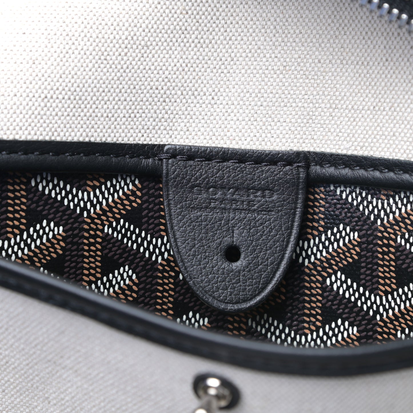 Goyardine Artois MM Black
