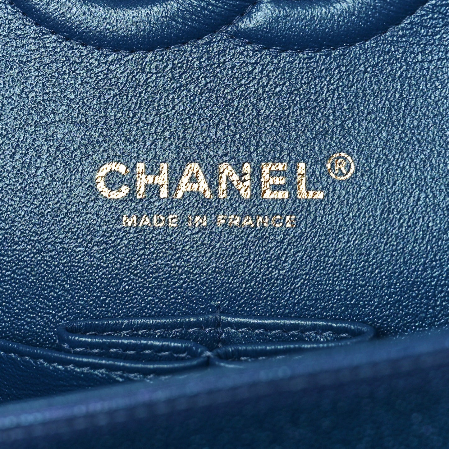 Iridescent Caviar Quilted Medium Double Flap Dark Blue