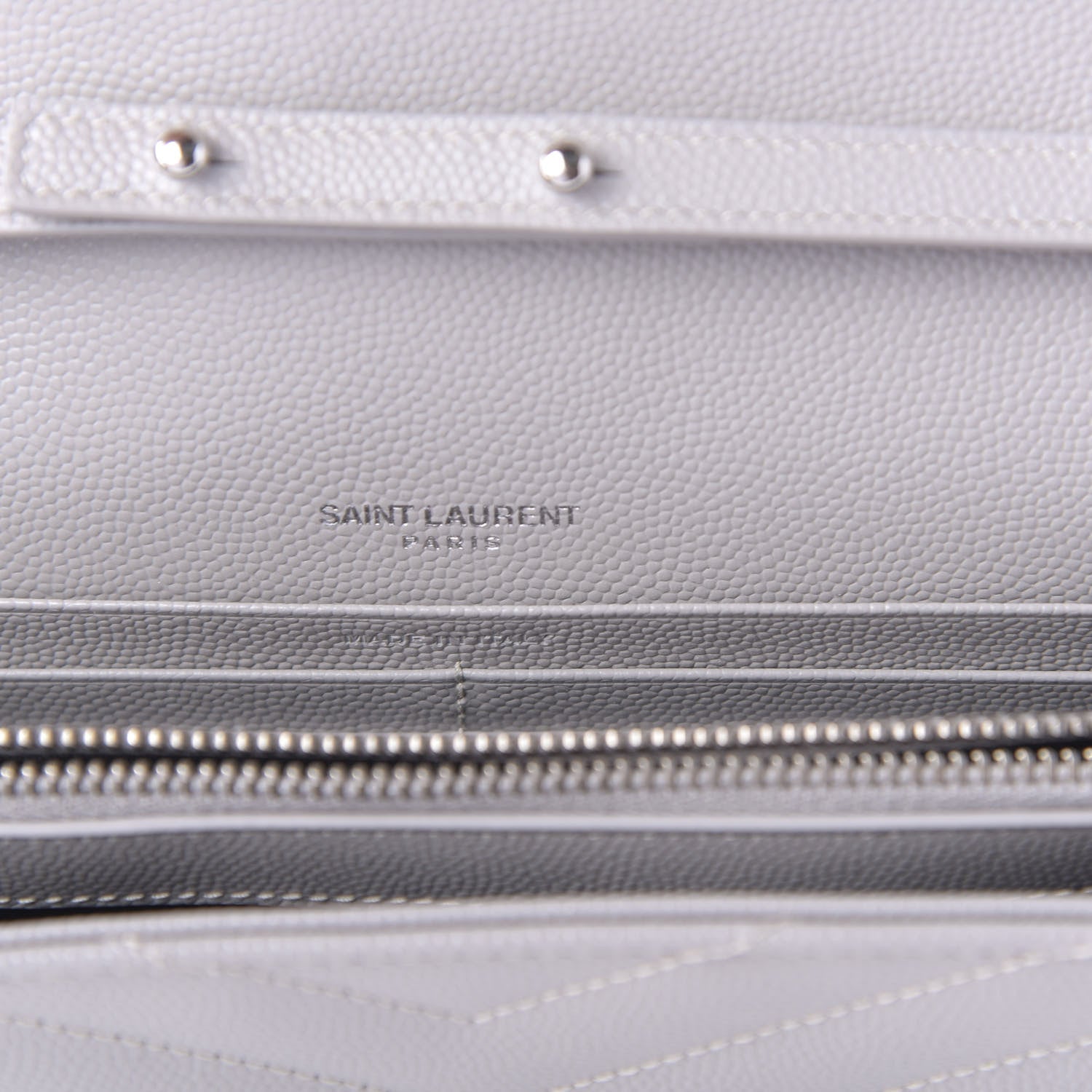 Saint Laurent Grain De Poudre Matelasse Chevron Monogram Chain Wallet Light Grey 6 of 9