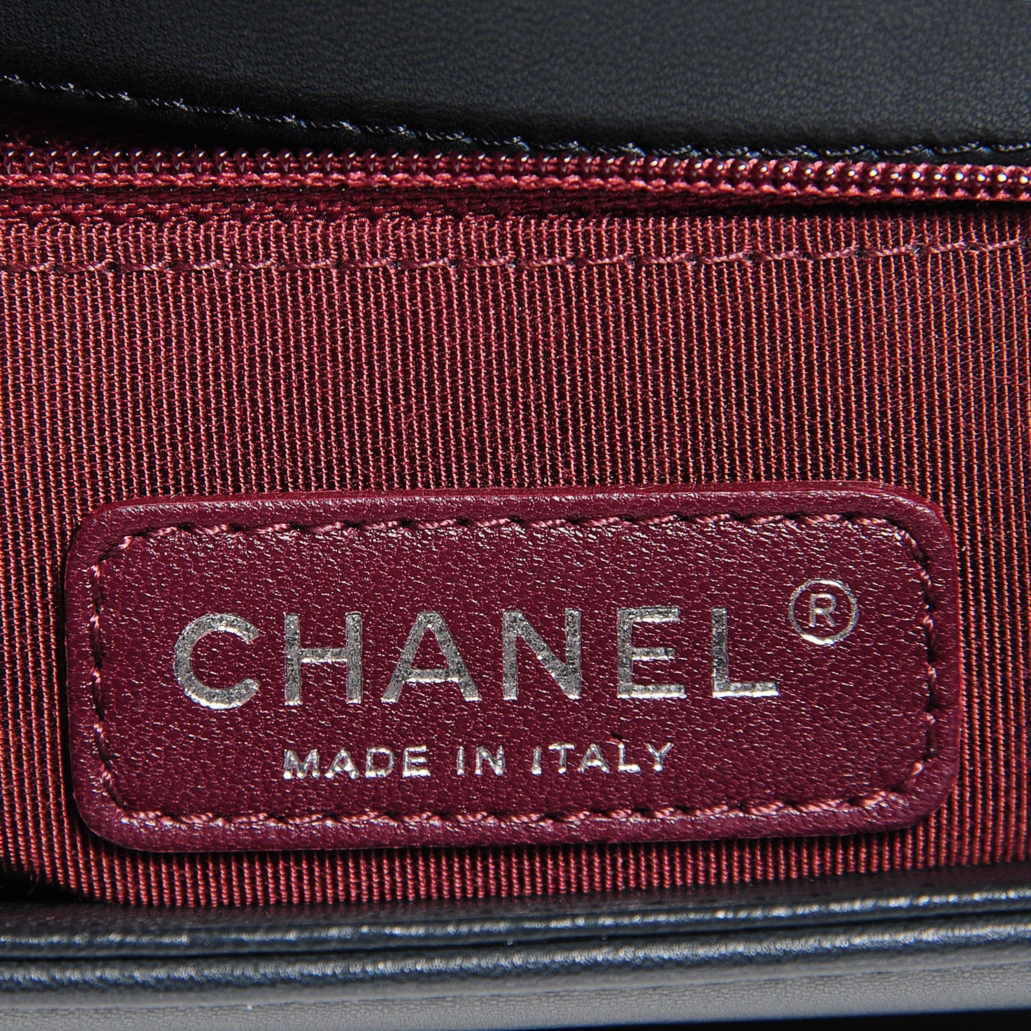 Chanel Wrinkled Lambskin Chevron New Medium Boy Flap Navy 5 of 7