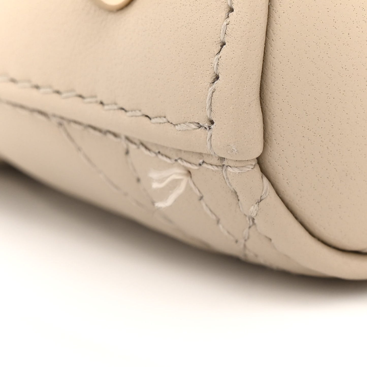 Lambskin Cannage Medium Lady Dior Beige