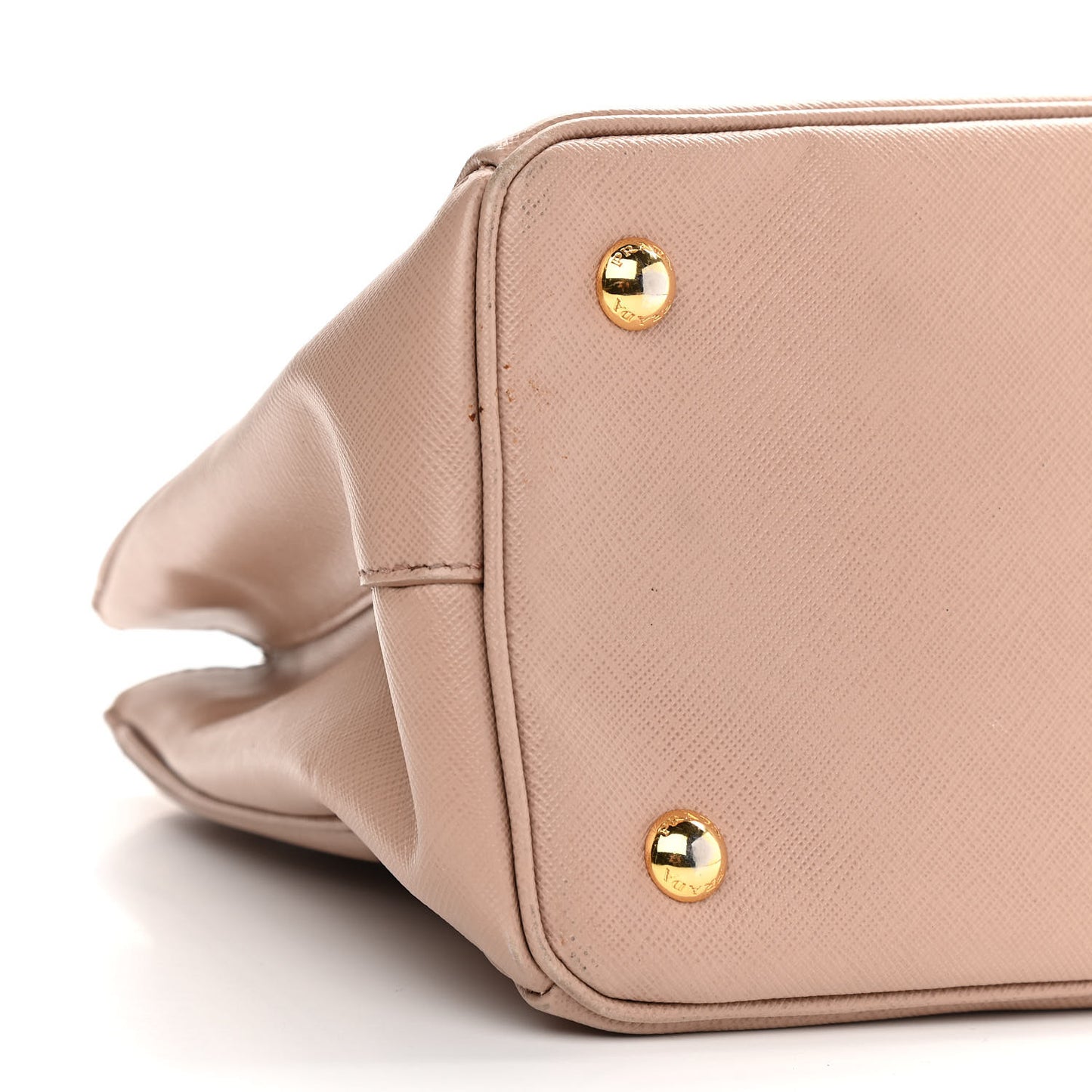 Saffiano Medium Galleria Double Zip Tote Cammeo