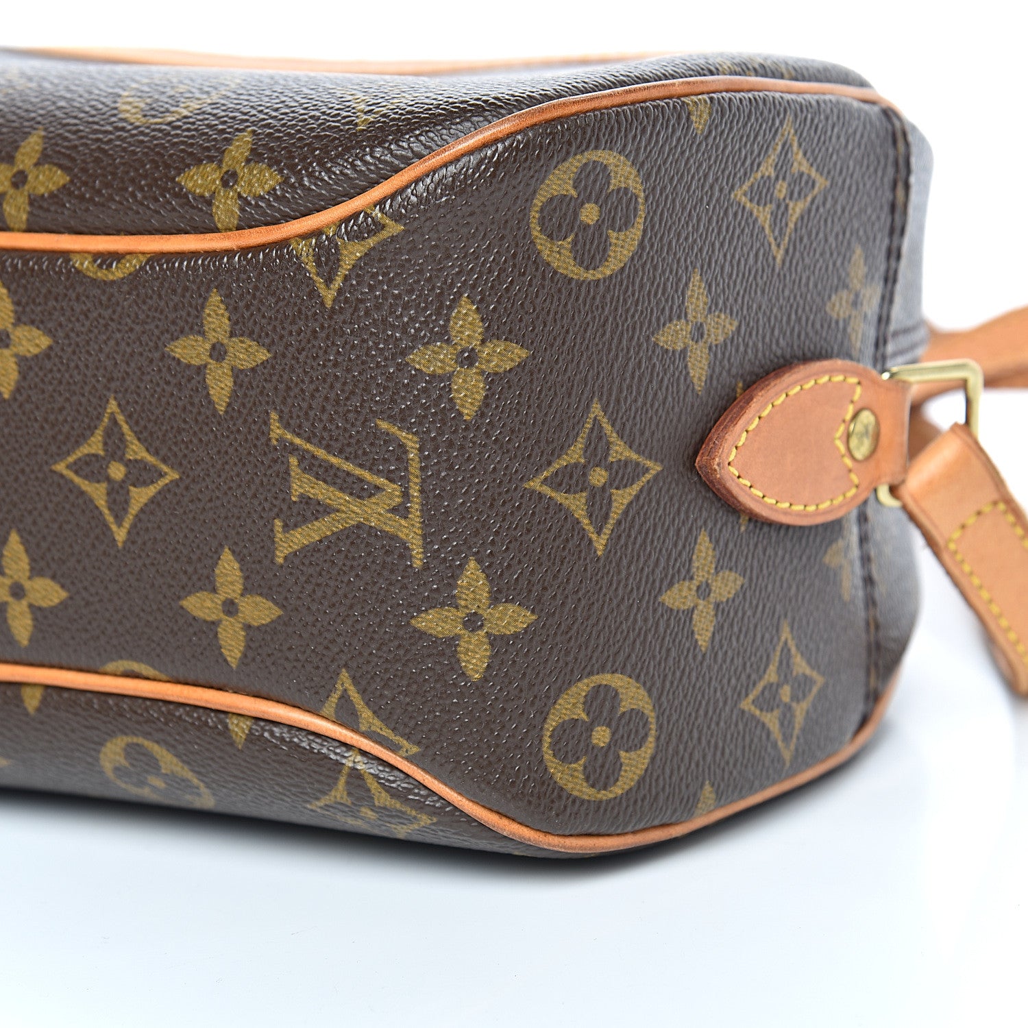 Louis Vuitton Monogram Blois 10 of 11