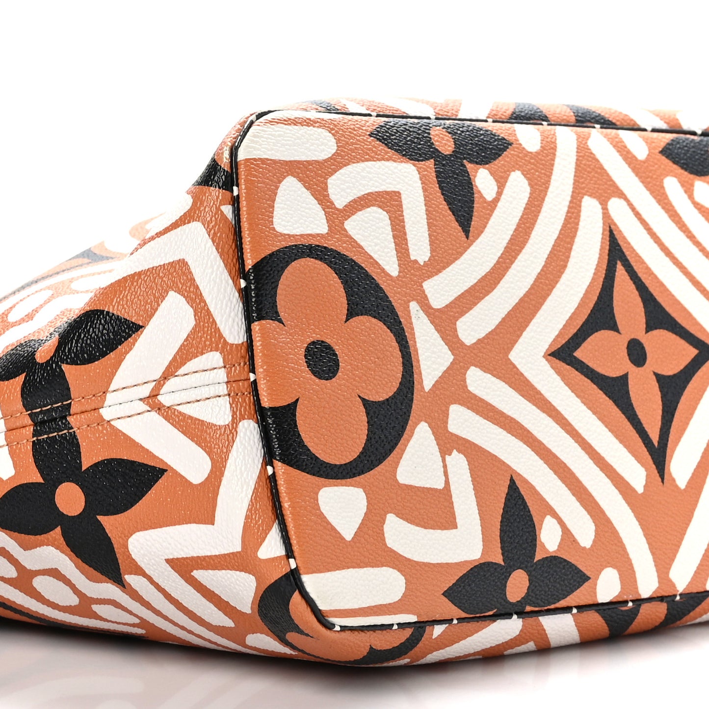 Monogram Giant Crafty Neverfull MM Creme Caramel