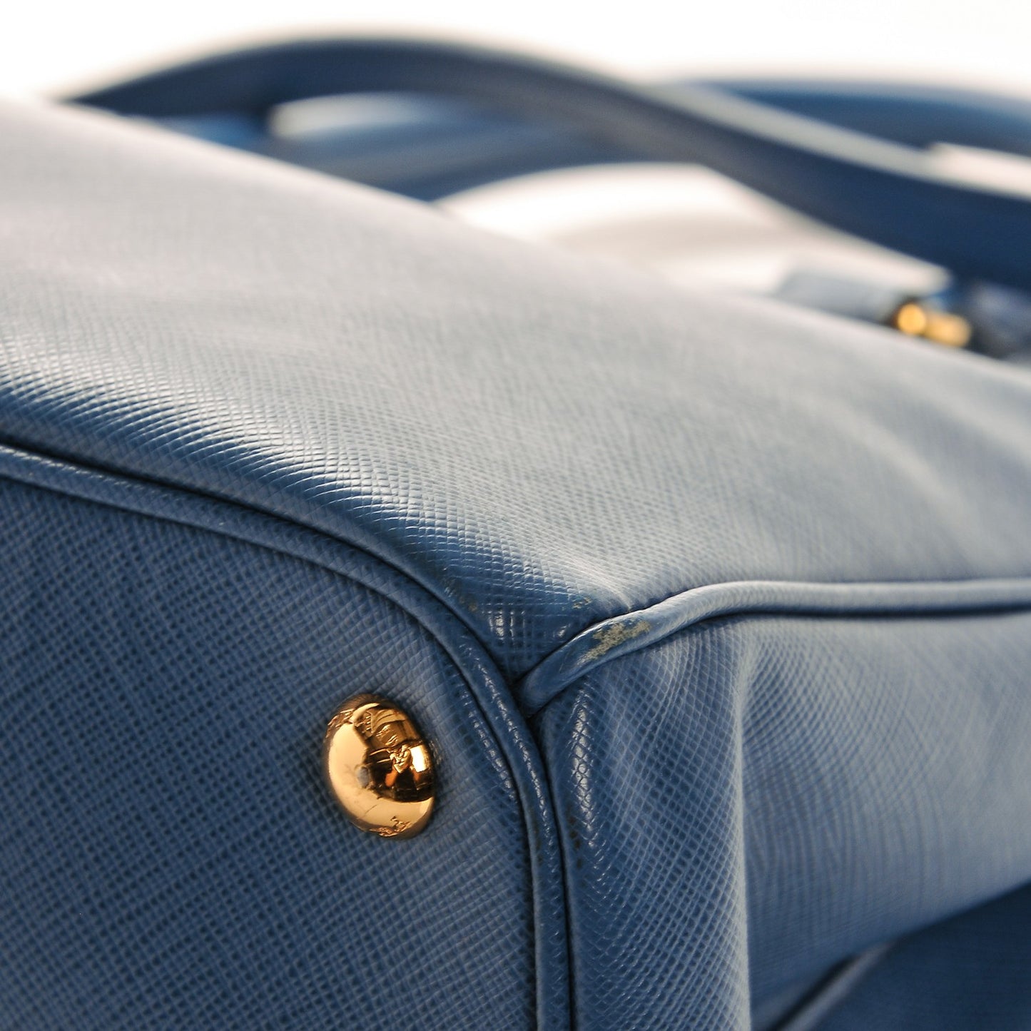 Saffiano Medium Galleria Double Zip Tote Cobalto