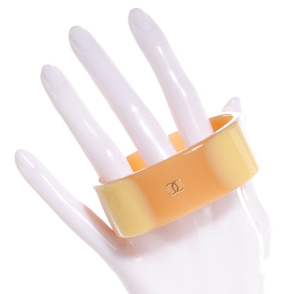 Chanel Resin Gradient CC Bracelet Beige Cream 2 of 4