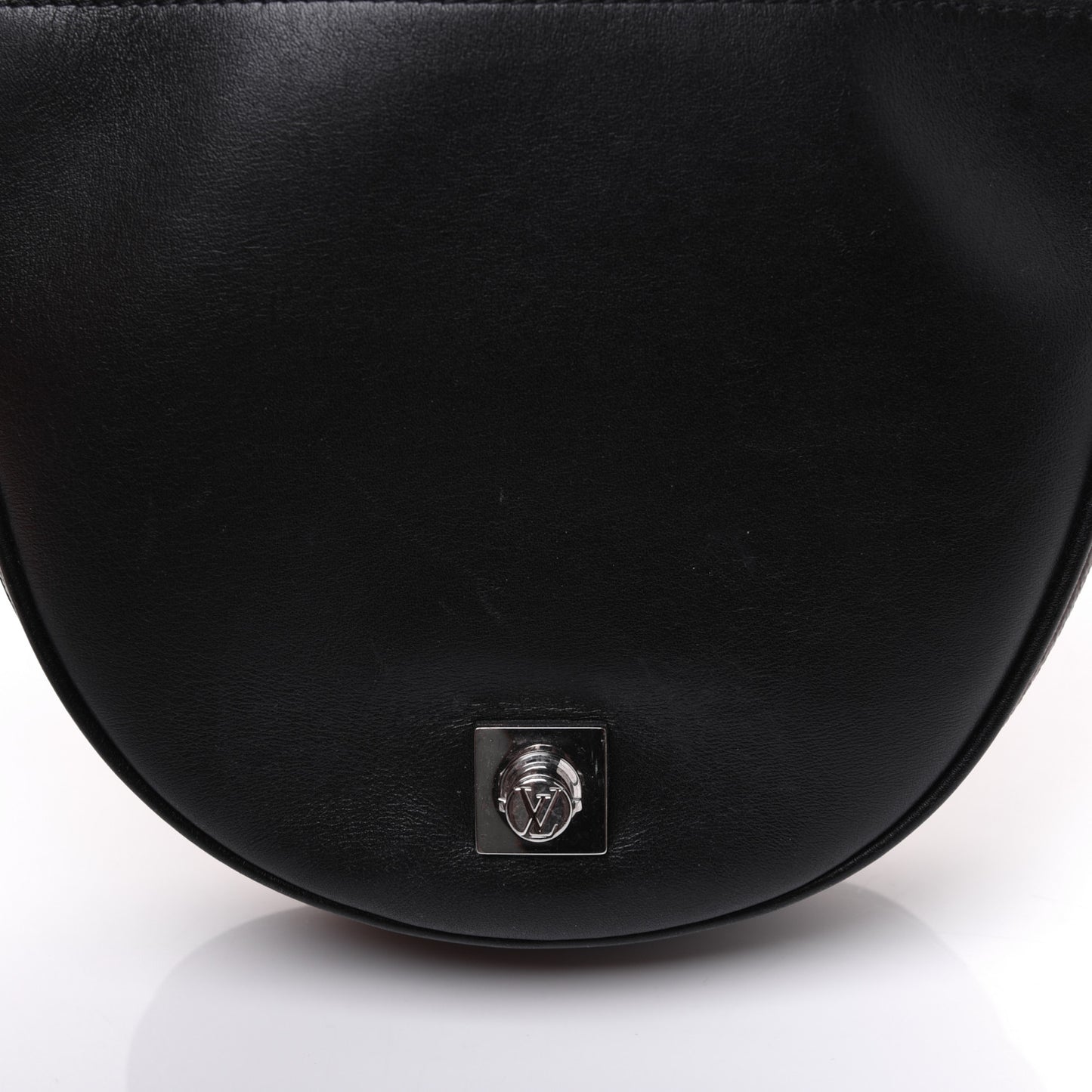 Reverse Monogram Chantilly Lock Black