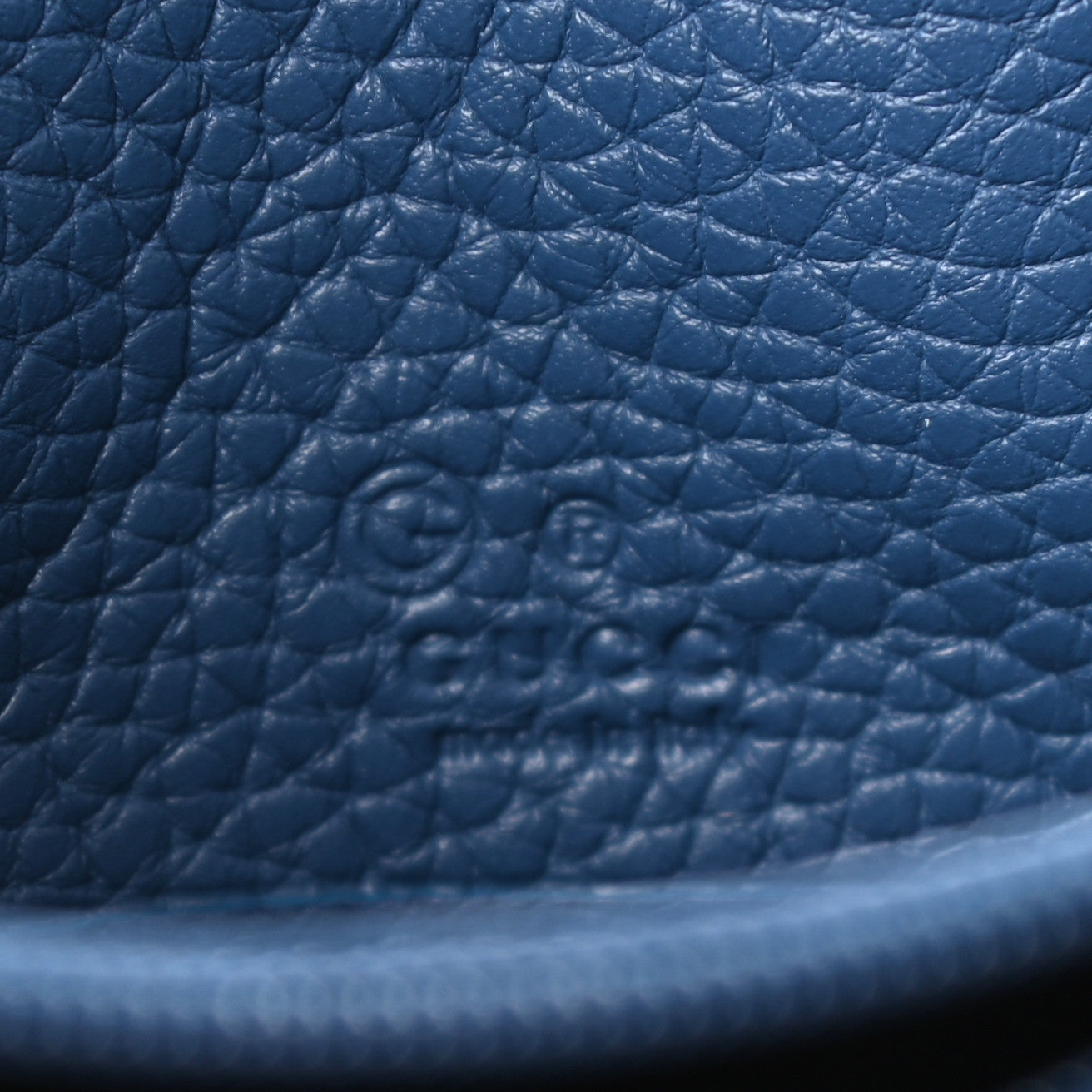Pebbled Calfskin Small Soho Zip Around Wallet Blue