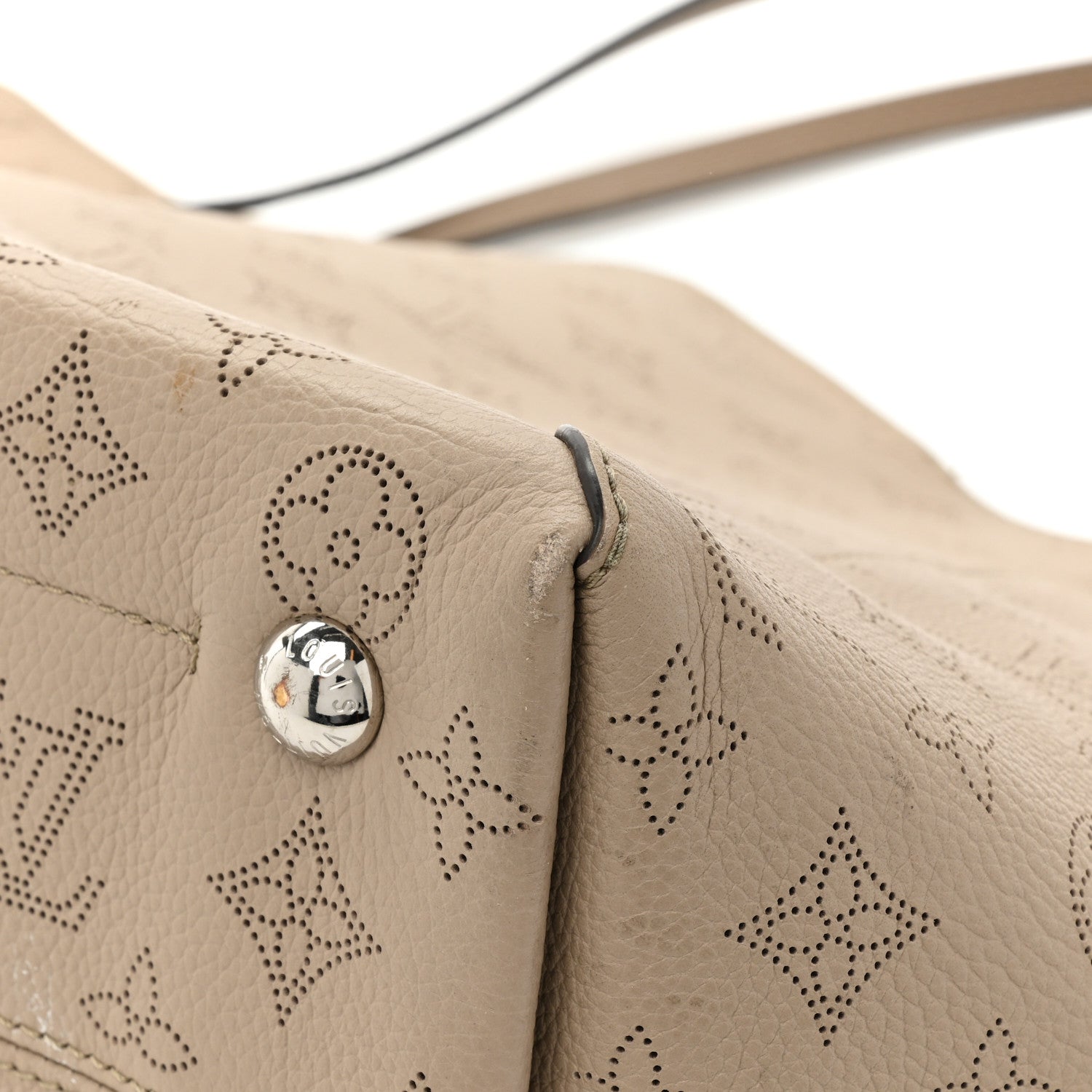 Louis Vuitton Mahina Hina MM Galet 10 of 17