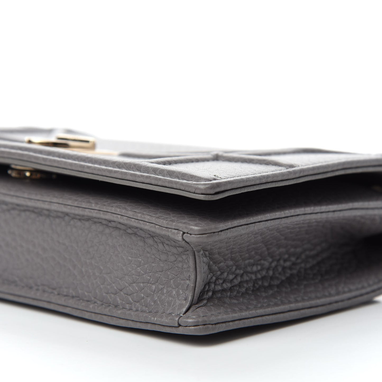Grained Calfskin Diorama Wallet on Chain Pouch Gris