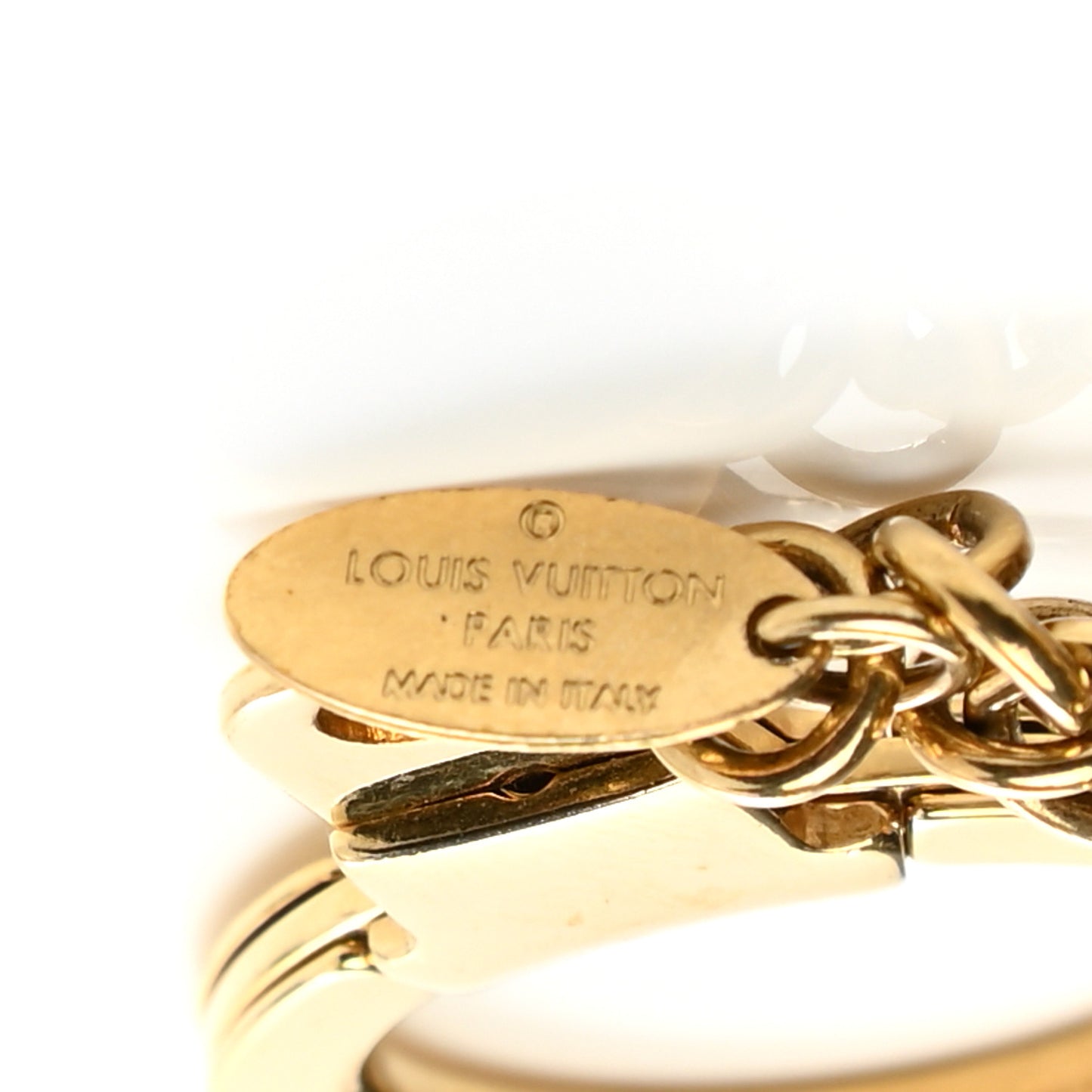 Jingle V Chain Bag Charm Gold
