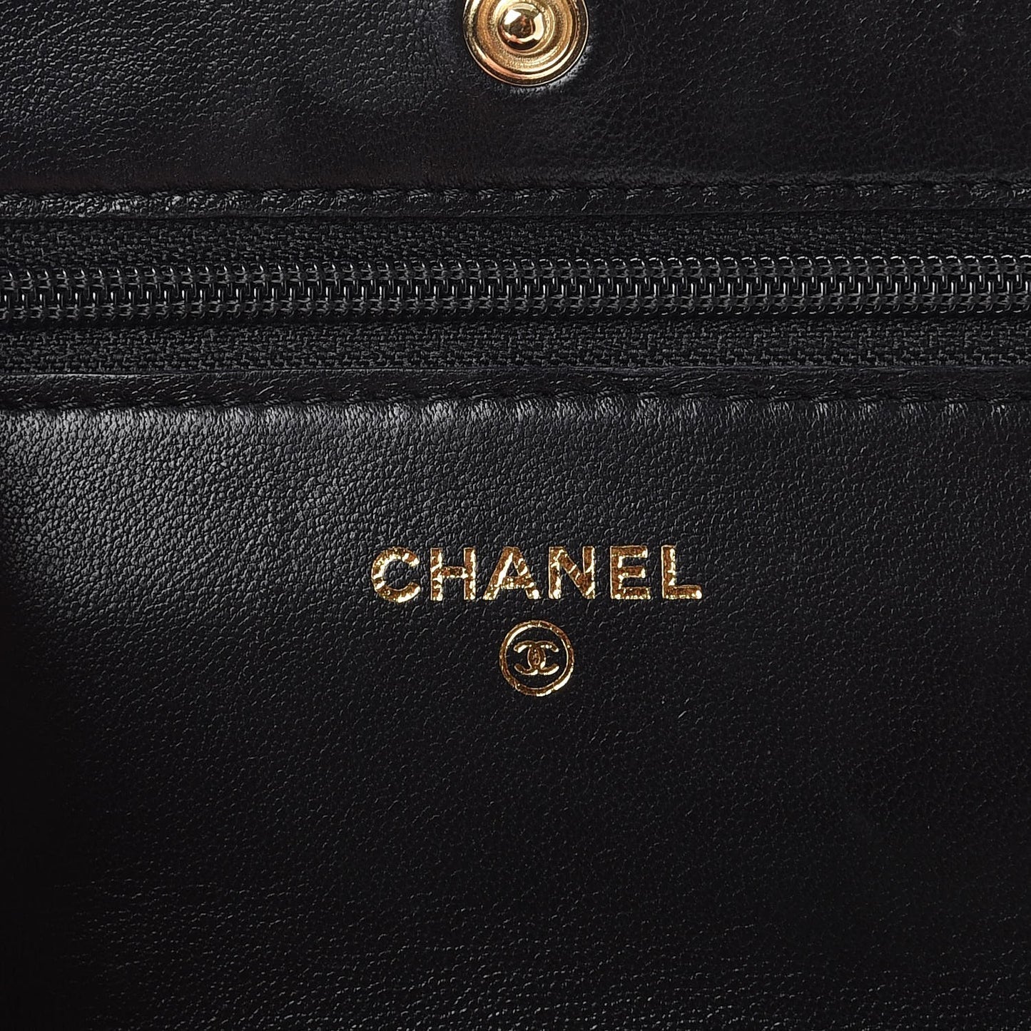 Lambskin Quilted Wallet On Chain WOC Black