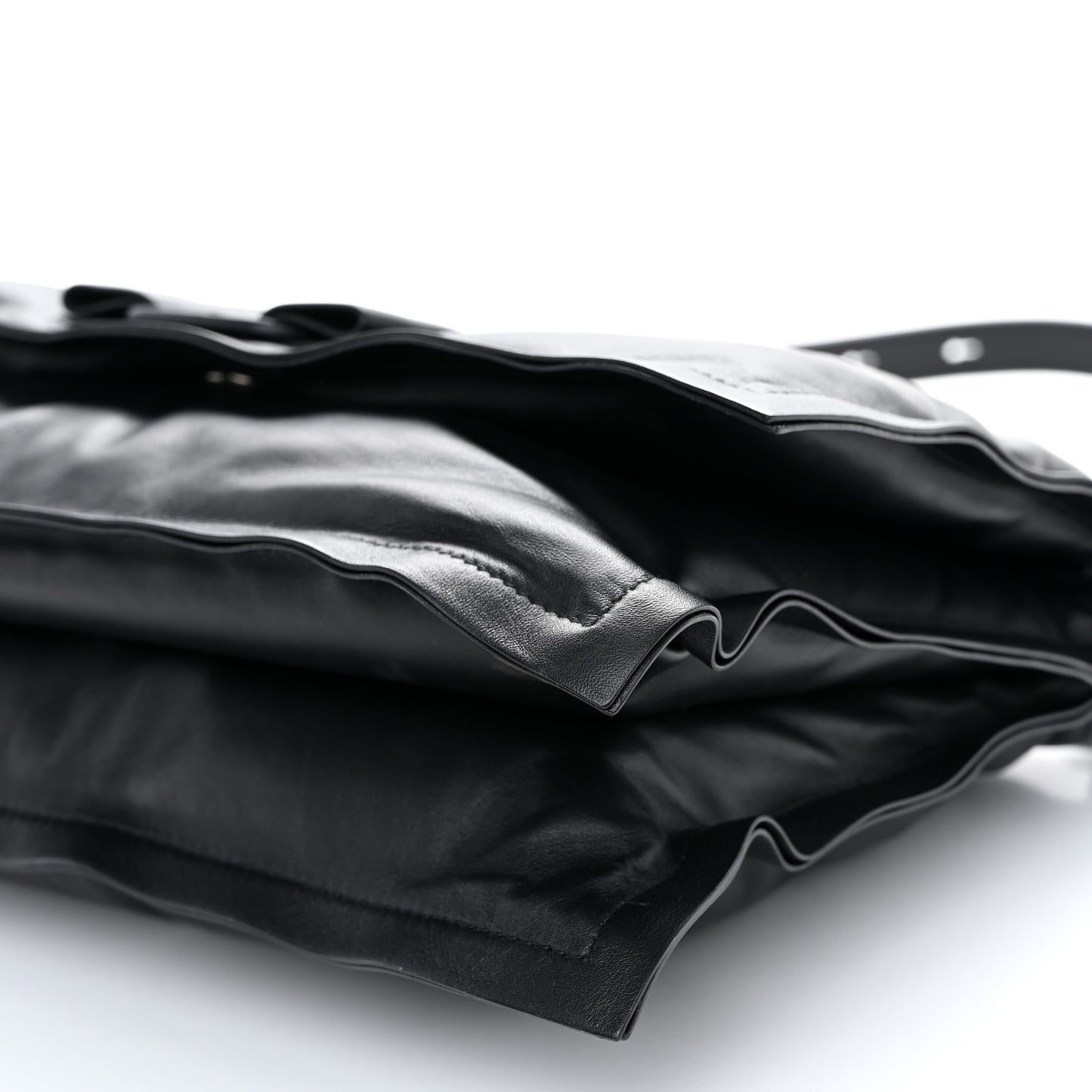 Calfskin Viva Bow Shoulder Bag Black