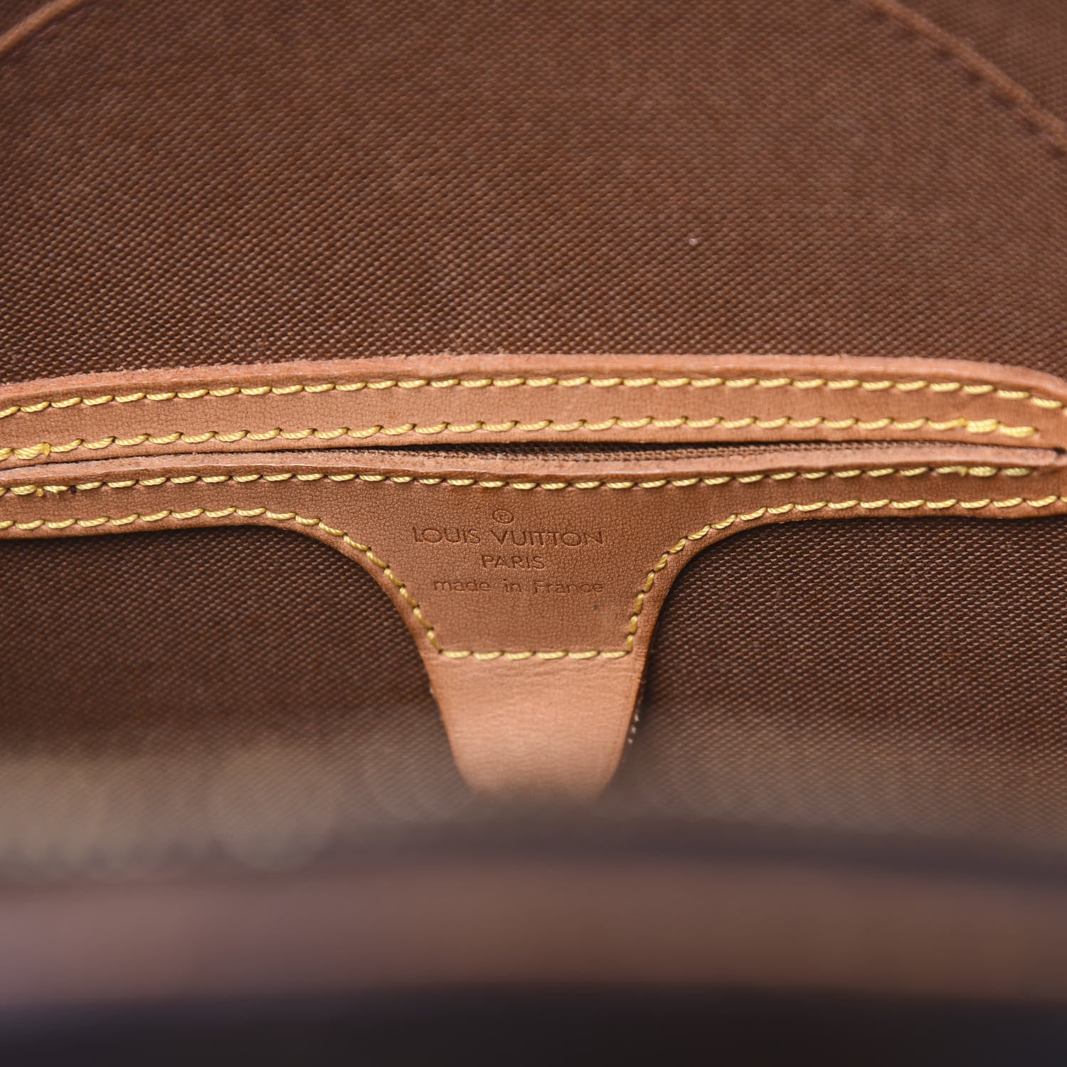 Louis Vuitton Monogram Ellipse MM 5 of 11