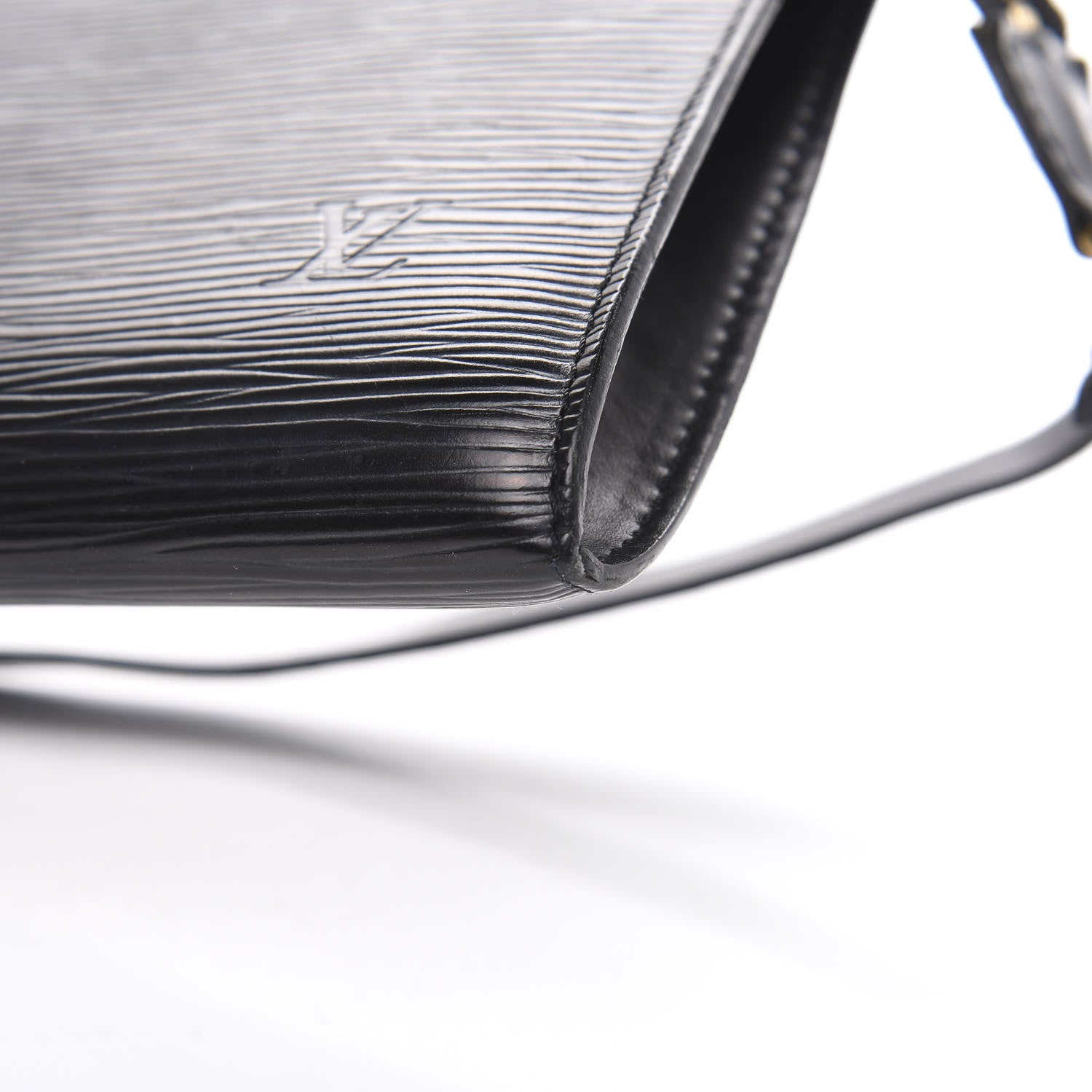 Louis Vuitton Epi Pochette Accessories 24 Black 9 of 10