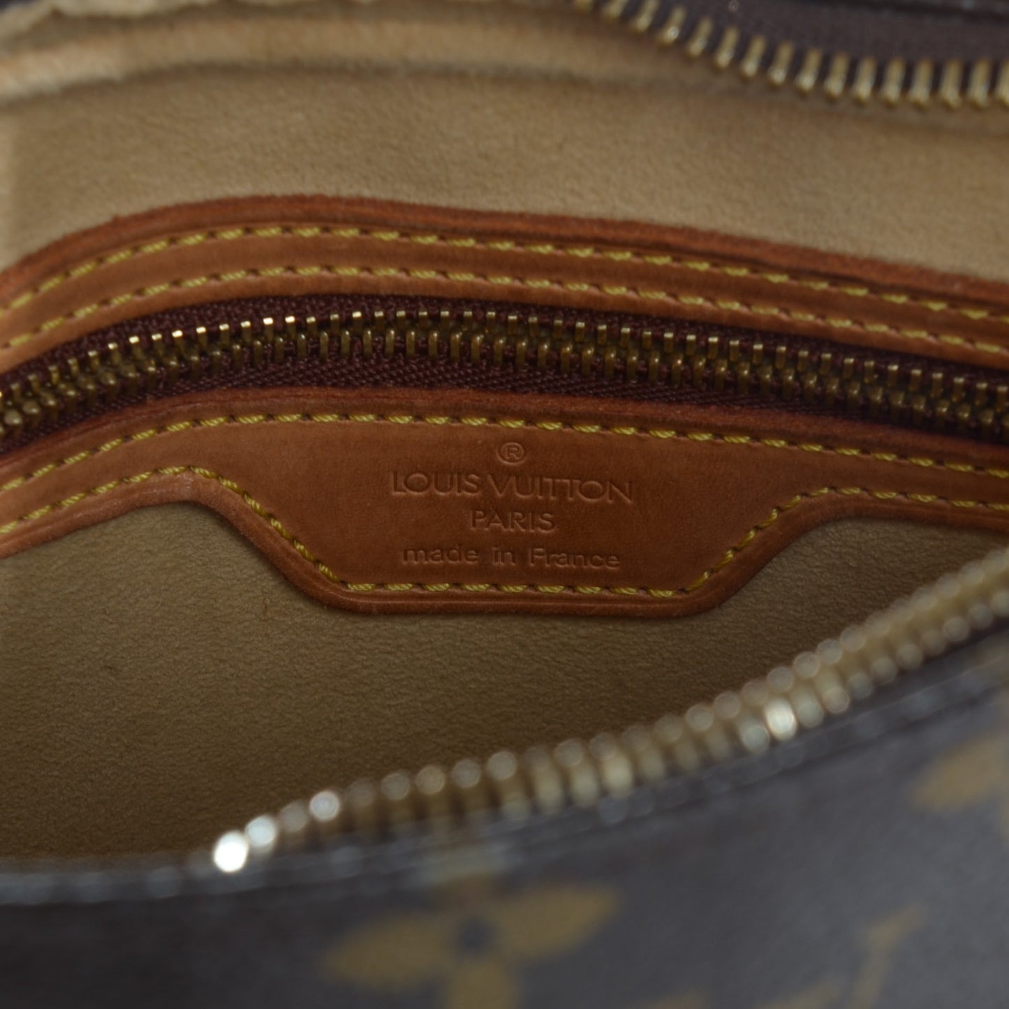 Monogram Looping MM