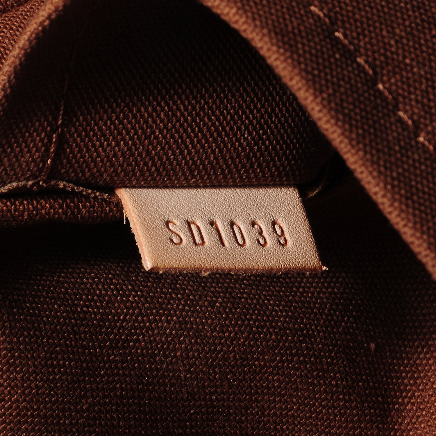 Louis Vuitton Monogram Tivoli GM 8 of 8