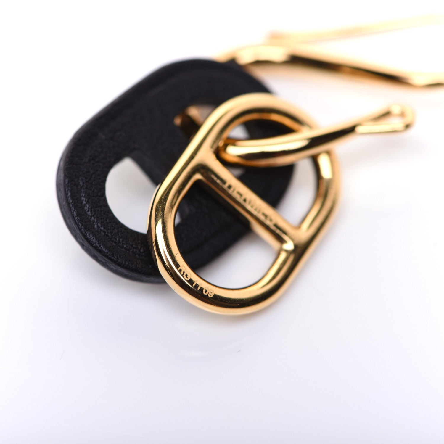 Hermes Swift O'Maillon Earrings Black 6 of 8