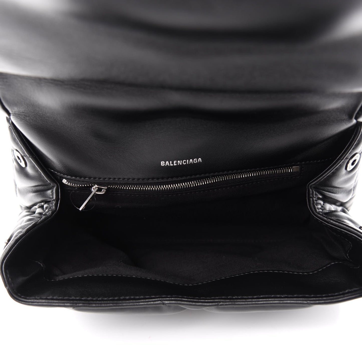 Nappa Calfskin Quilted Touch B Puffy Clutch Black