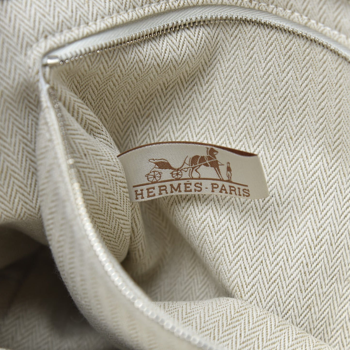 Canvas Barenia Fourbi 25 MM Pouch Naturel Fauve